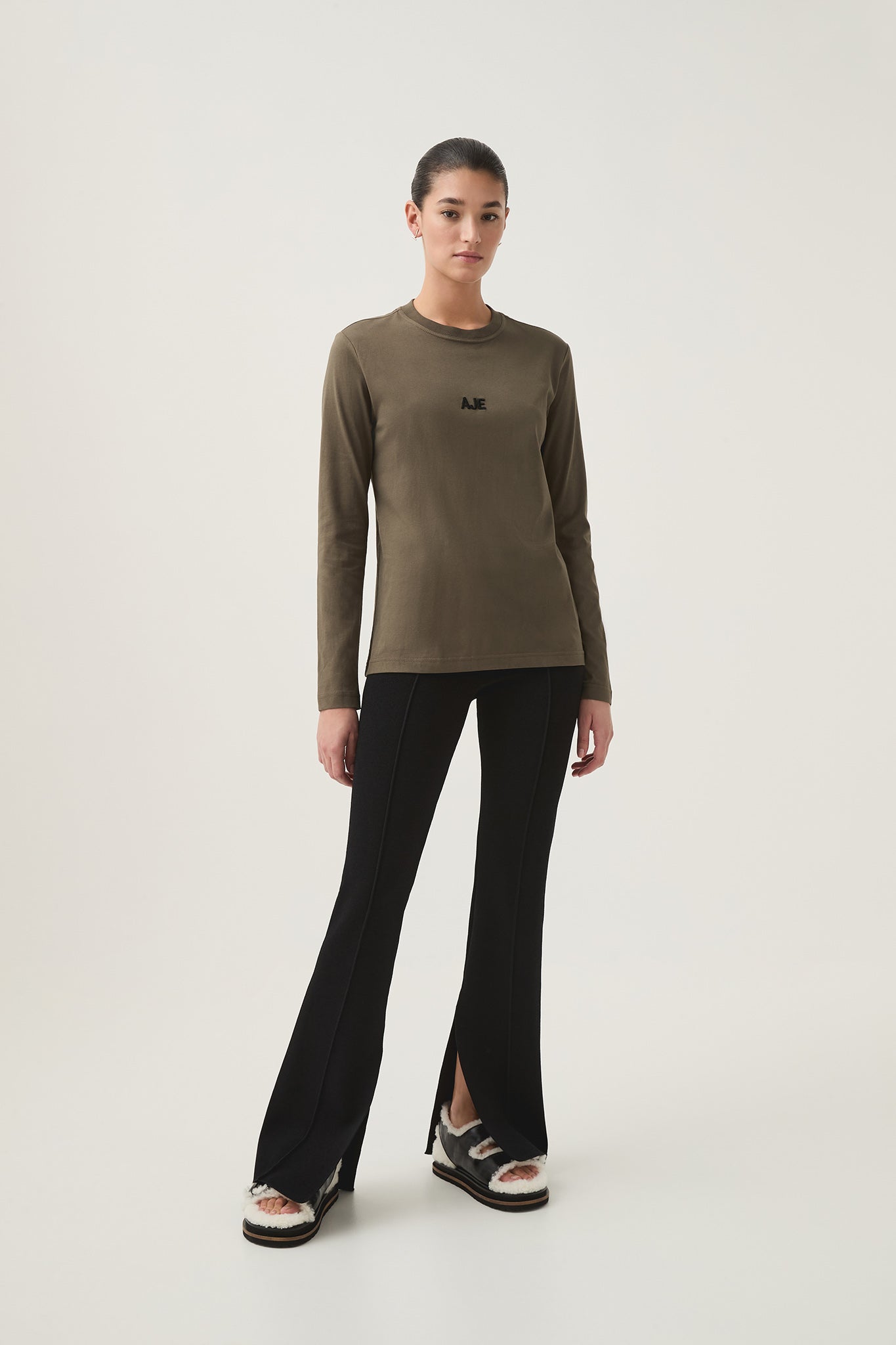 21AW1049_KHA-BLK_3_1714532283