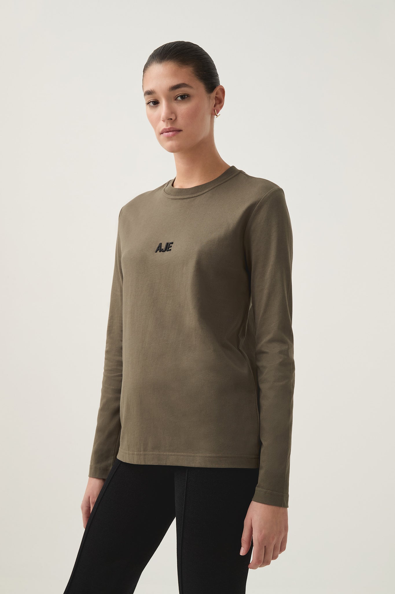 21AW1049_KHA-BLK_5_1714532296