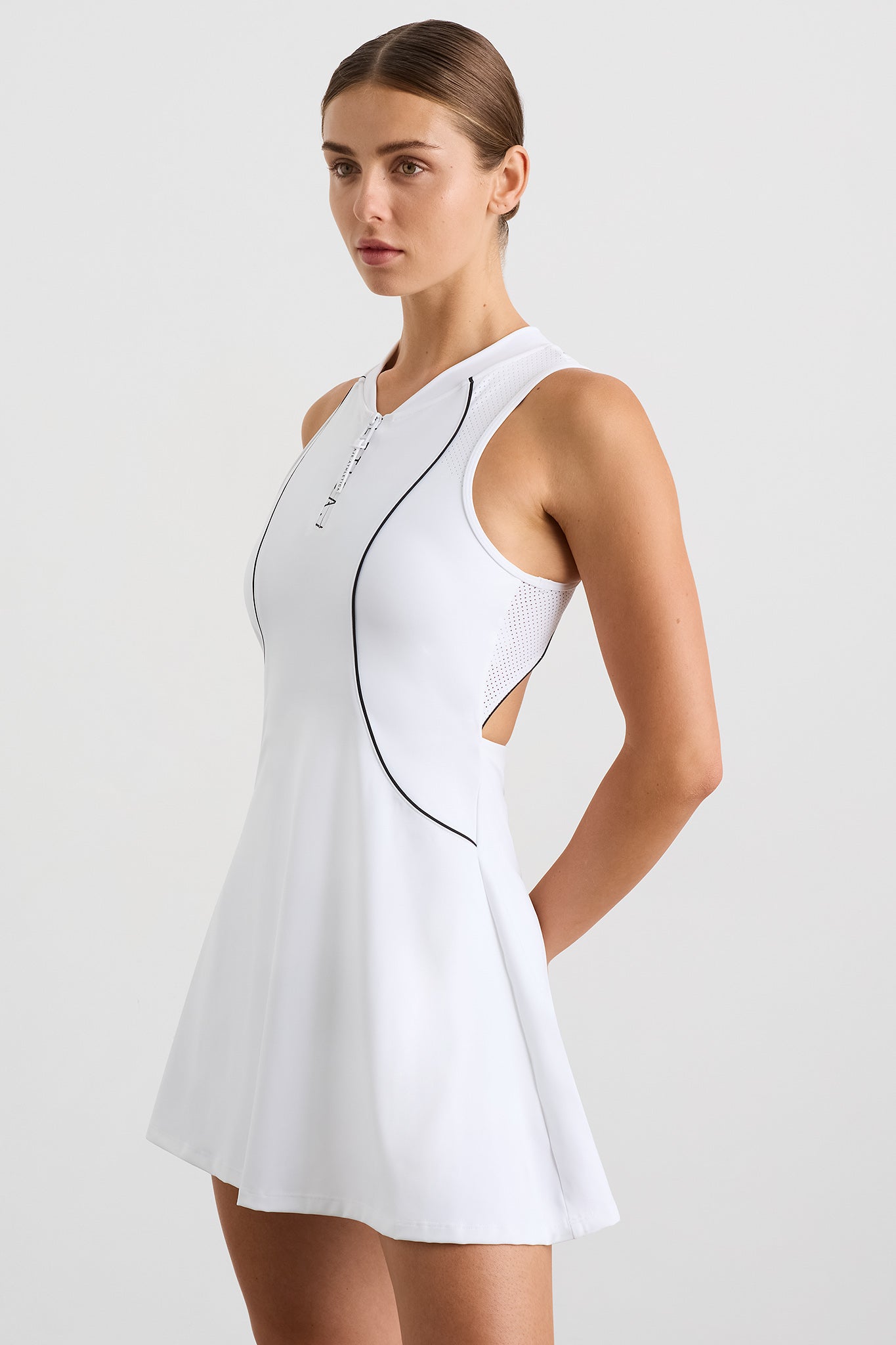231AA5002_WHT-BLK-LG_5_1672829713
