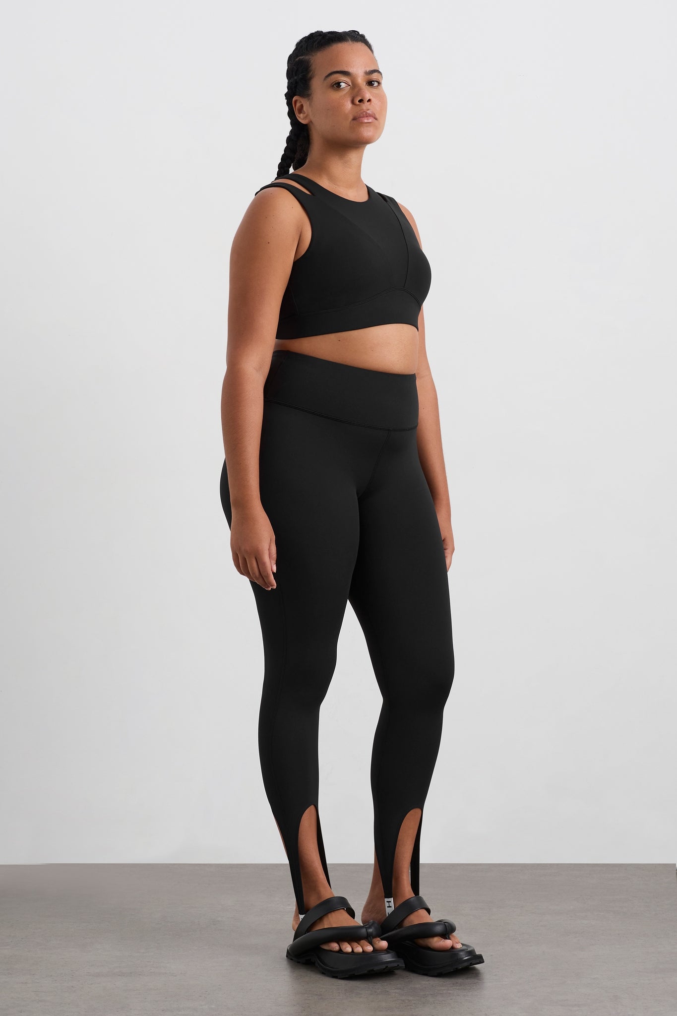 232AA3010_BLK_6_1683673829