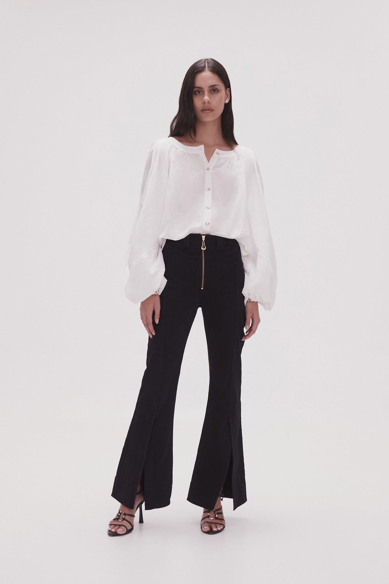 23SS1333_IVRY_3_1690777856