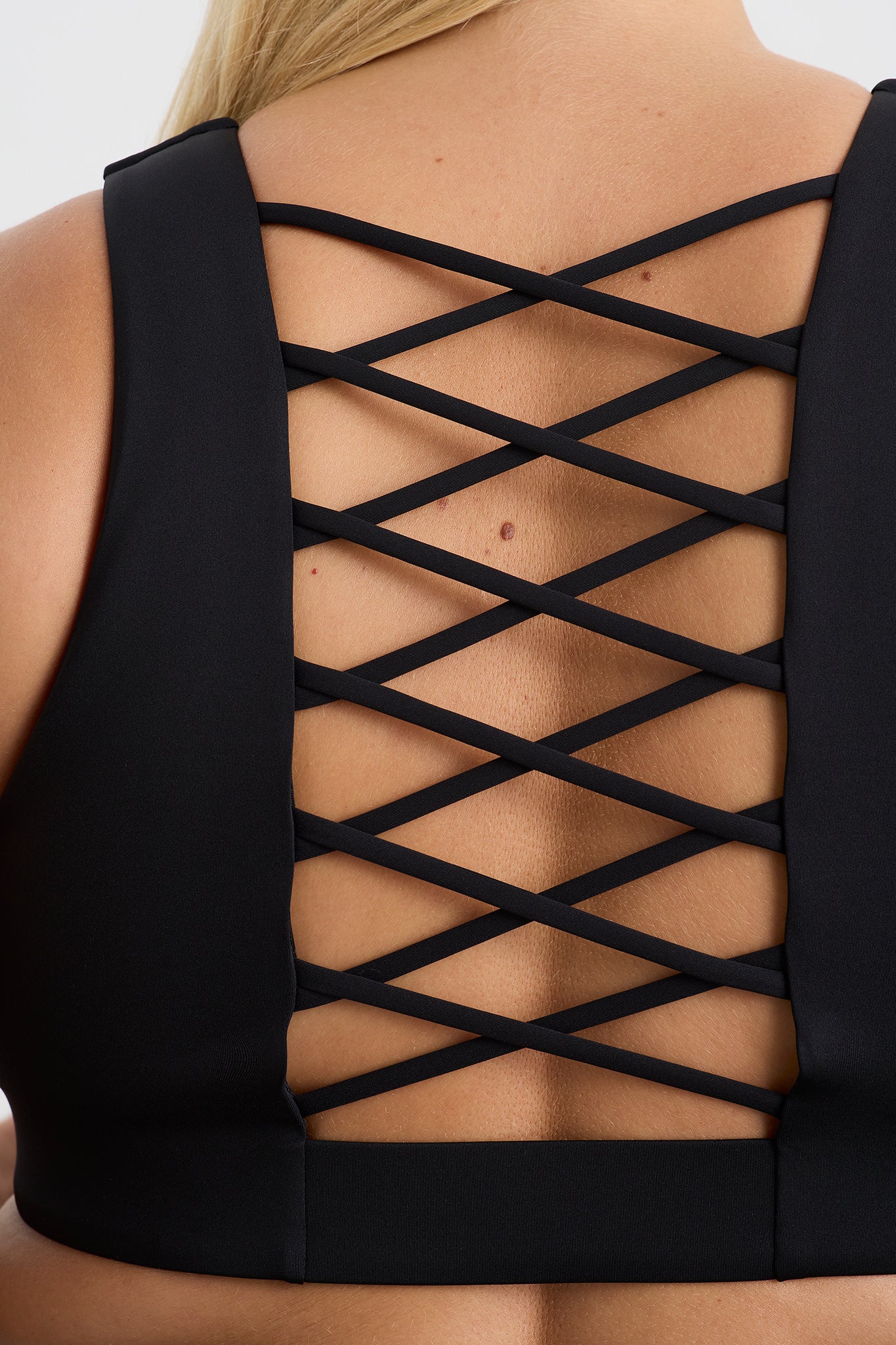 242AA1002_BLK_12_1701827980