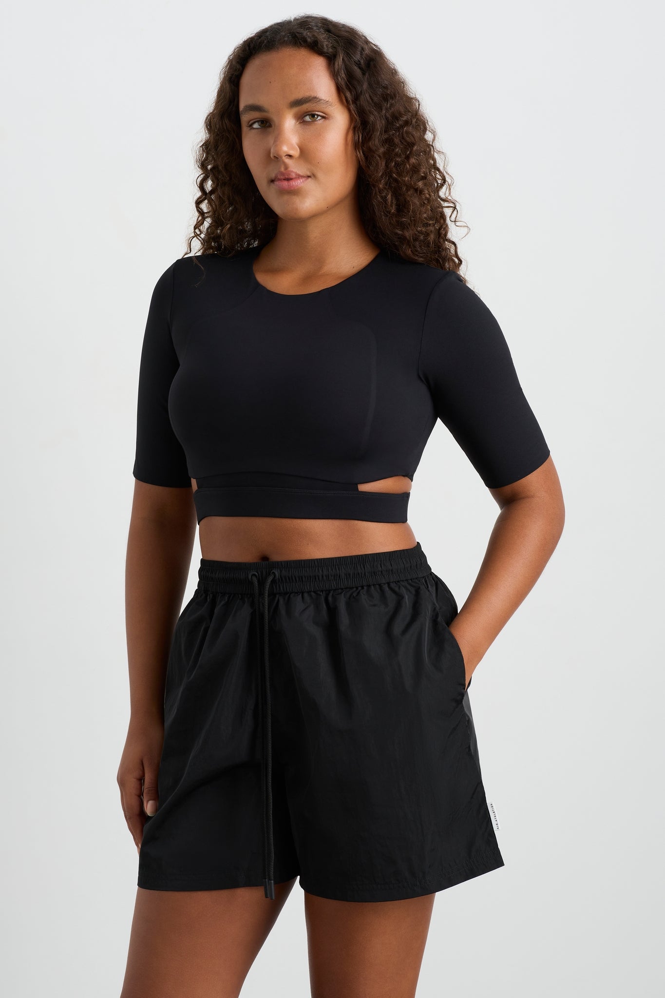 242AA1006_BLK_6_1698977305