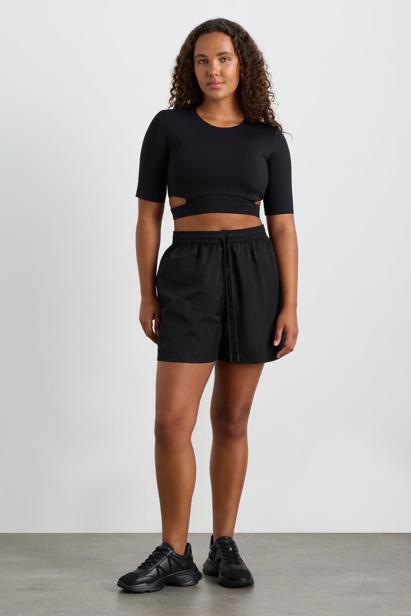 242AA1006_BLK_7_1698977302