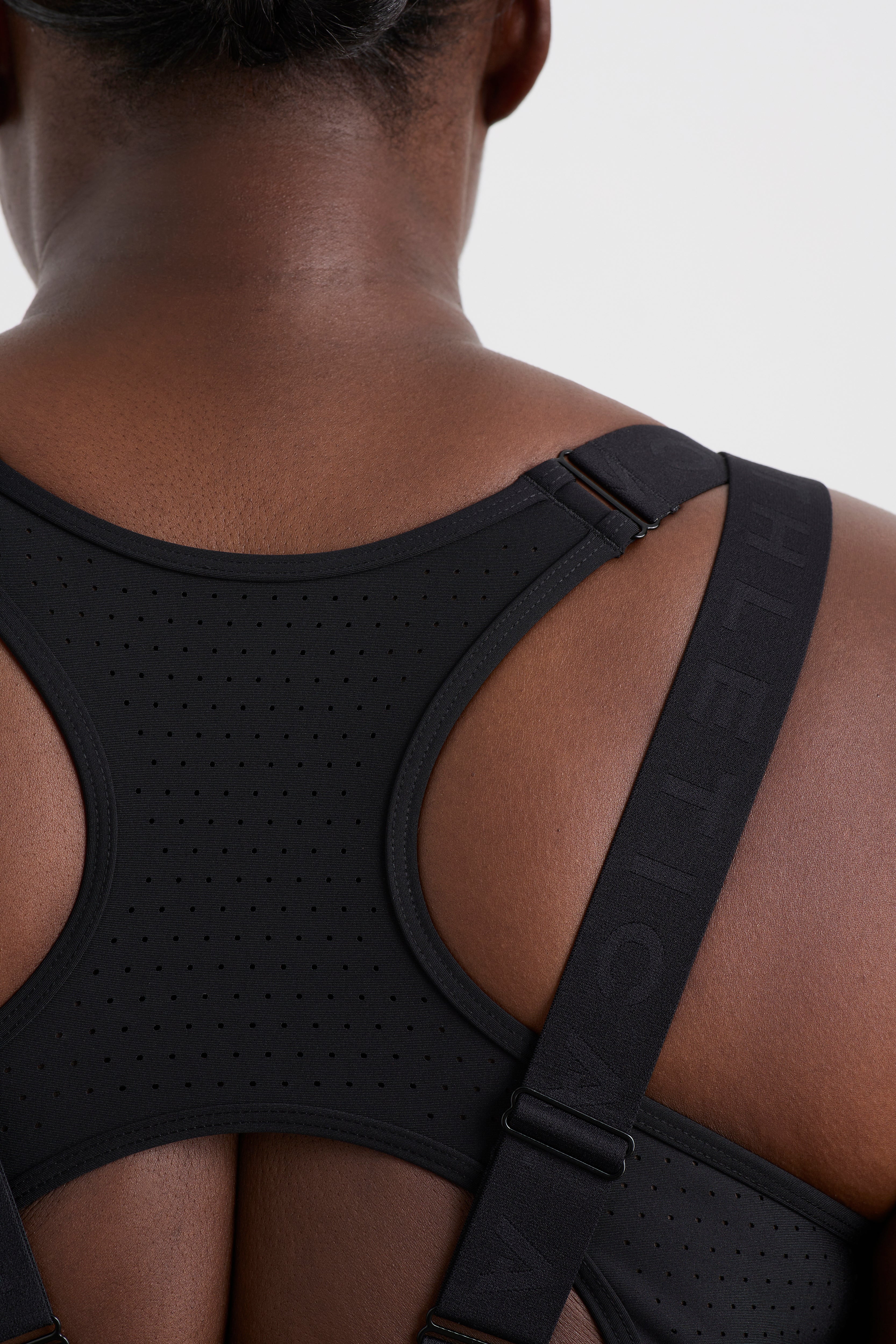 242AA1018_BLK_12_1696306496