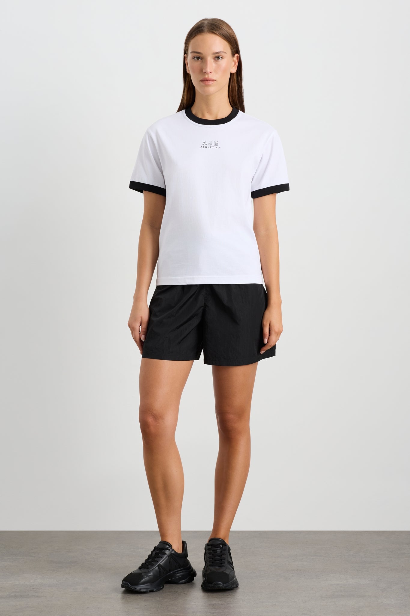 242AA1038_WHT-BLK_3_1698722058