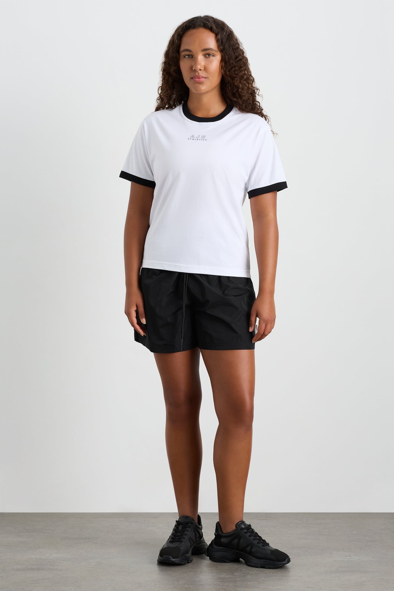 242AA1038_WHT-BLK_7_1698722062