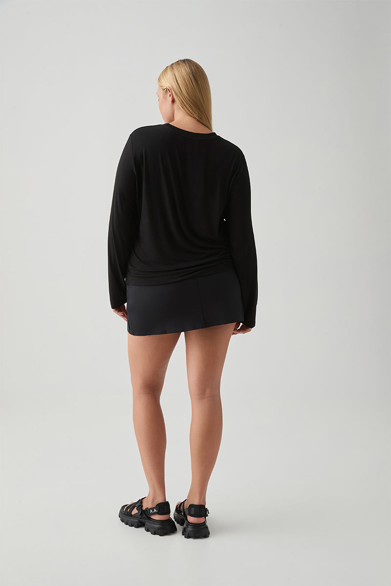 243AA1021_BLK_10_1707885879