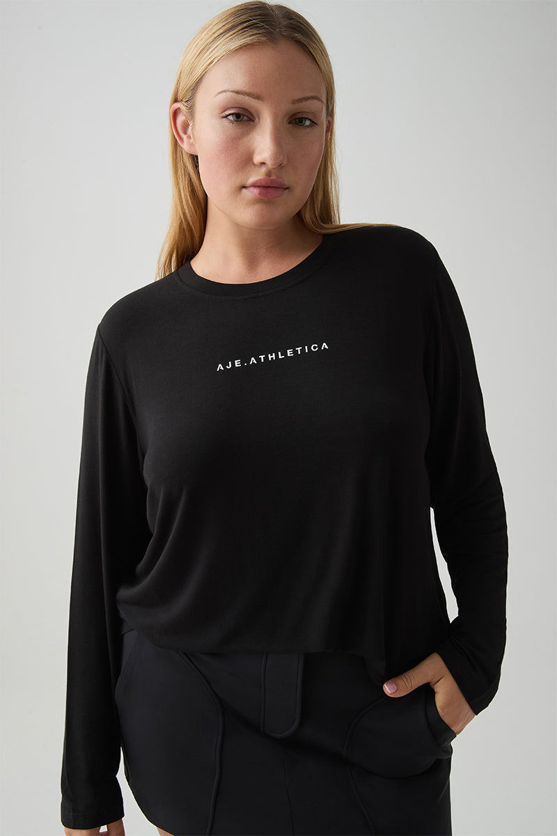 243AA1021_BLK_7_1707885879