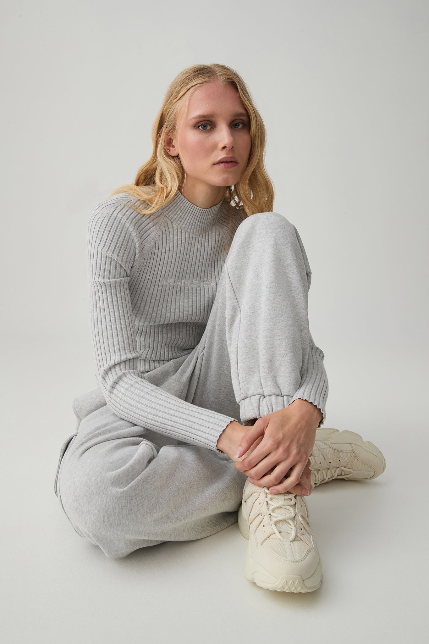 244AA3022_GRY-MAR_5_1710893738