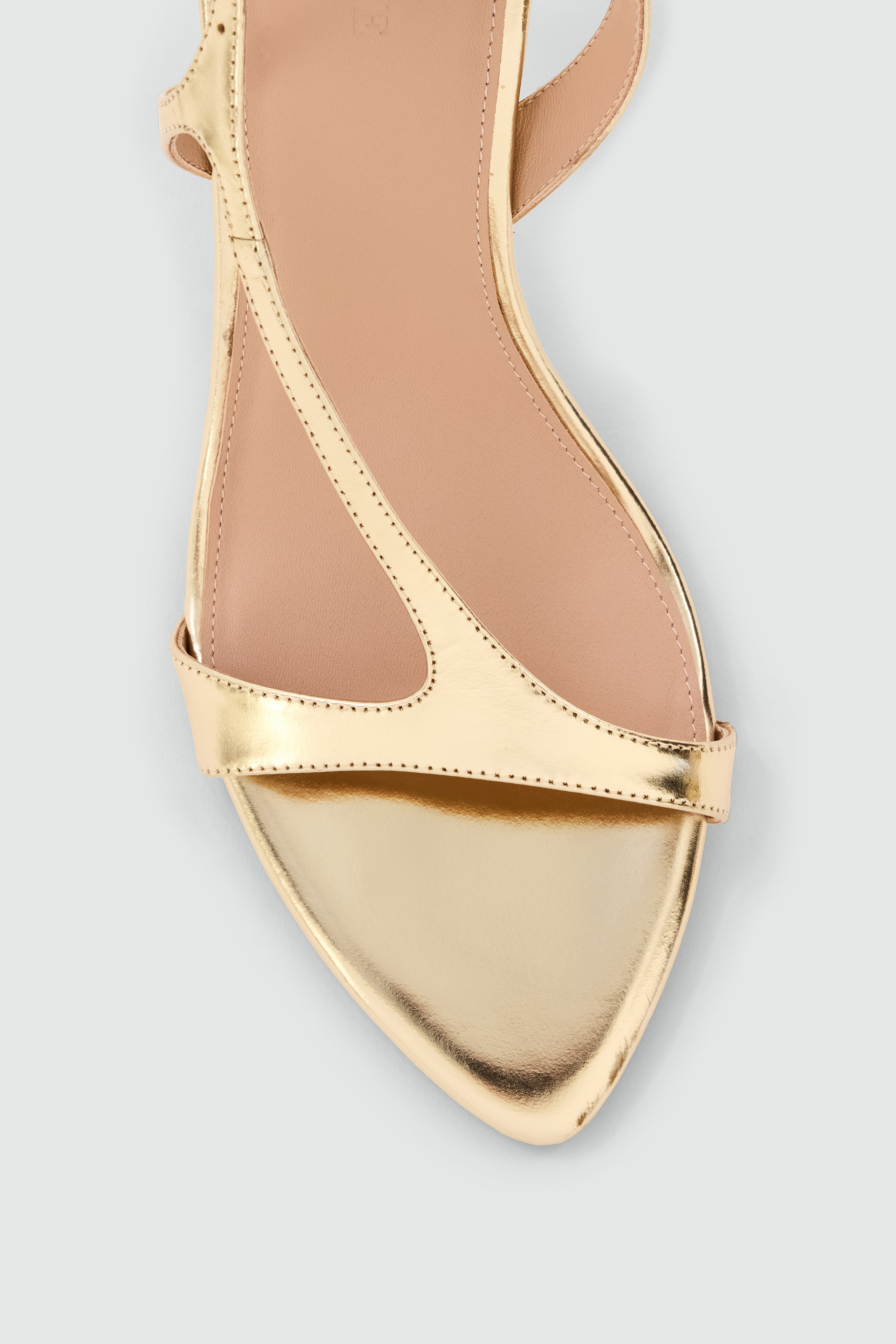 Elan Asymmetric Droplet Heel