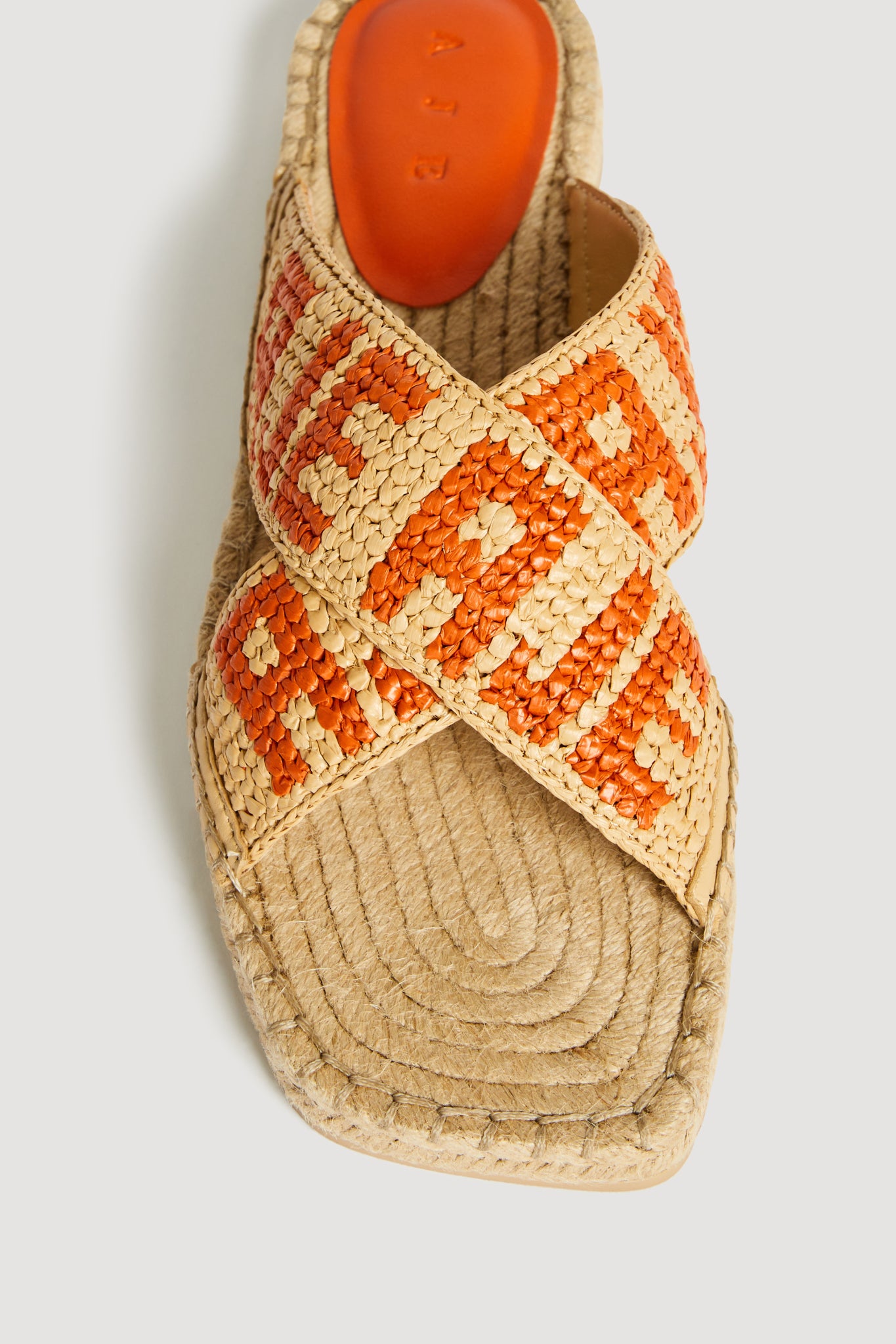 24RE7084_NAT-APRCT_3_1762395369