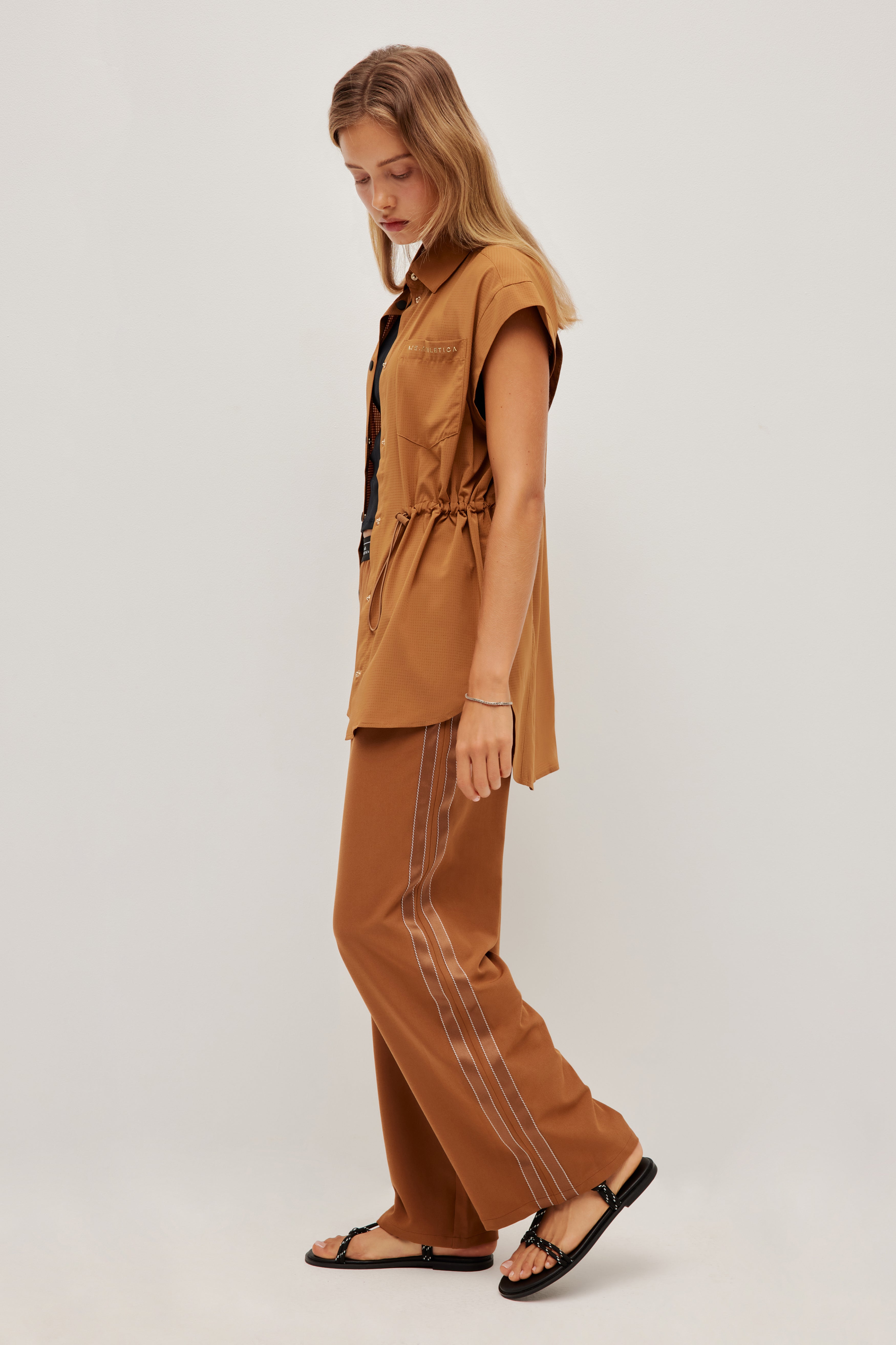 251AA3009_TOFFEE_11_1767093072