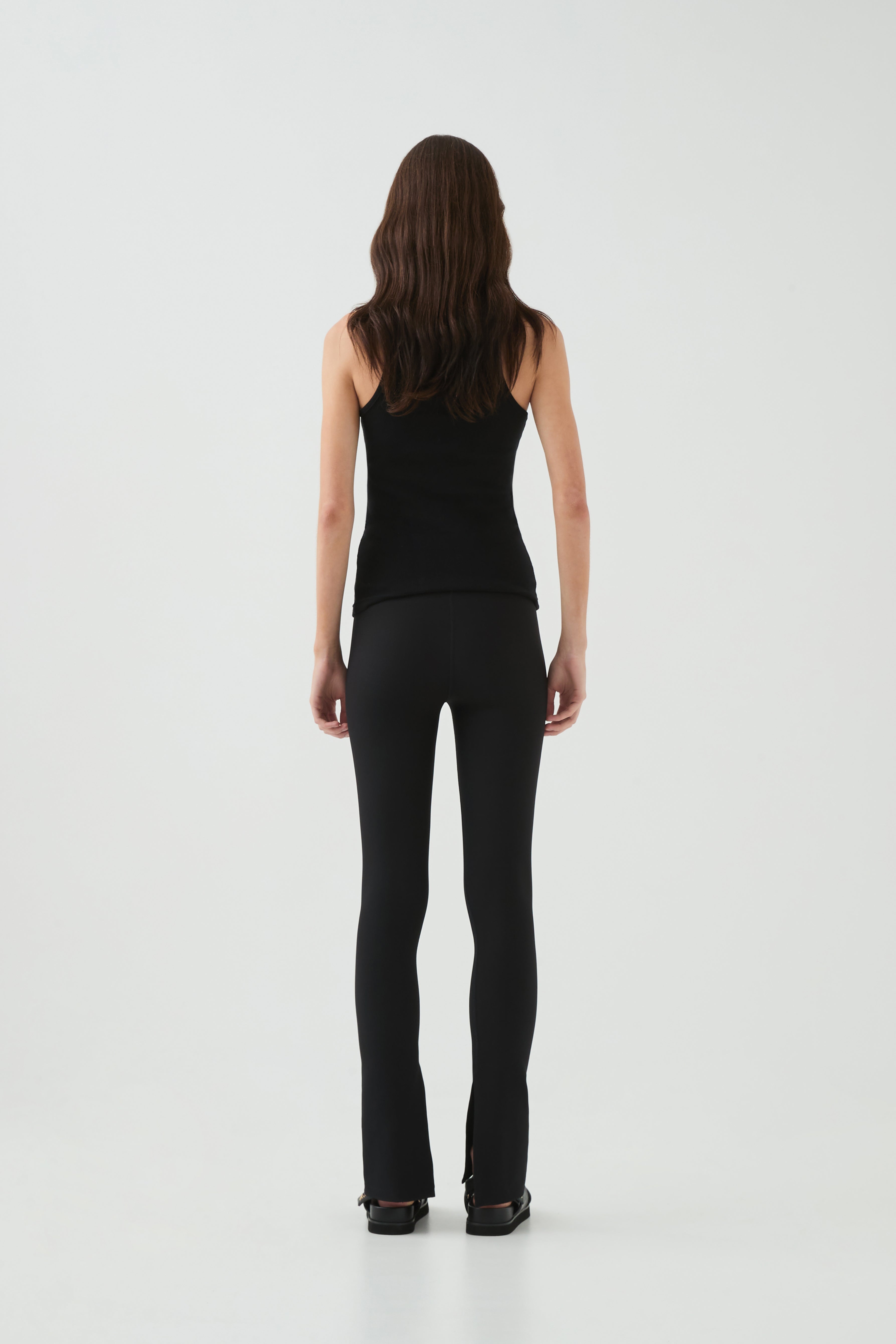 251AA3053_BLK_5_1743571522