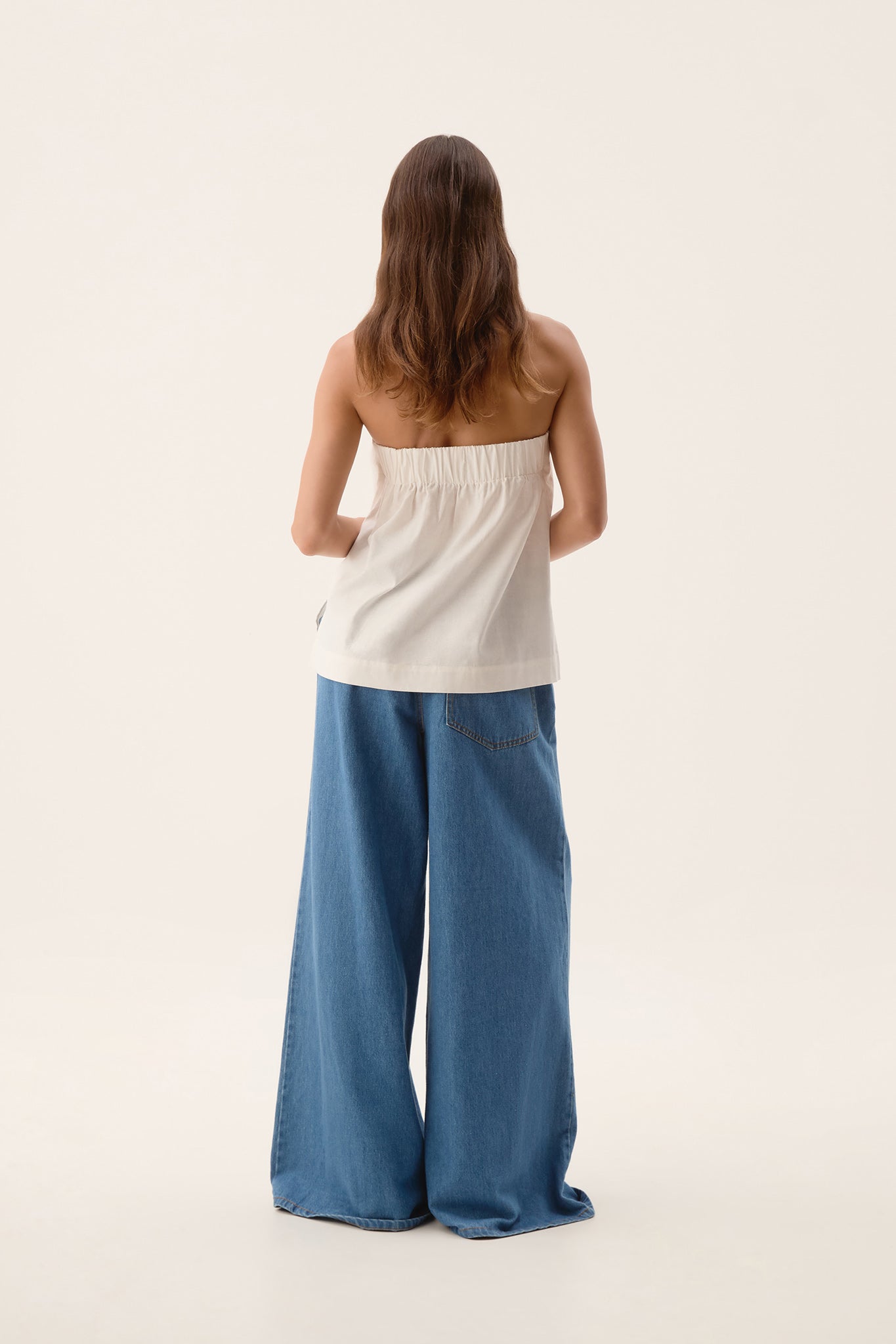 252AS1011_WHT_6_1736808789