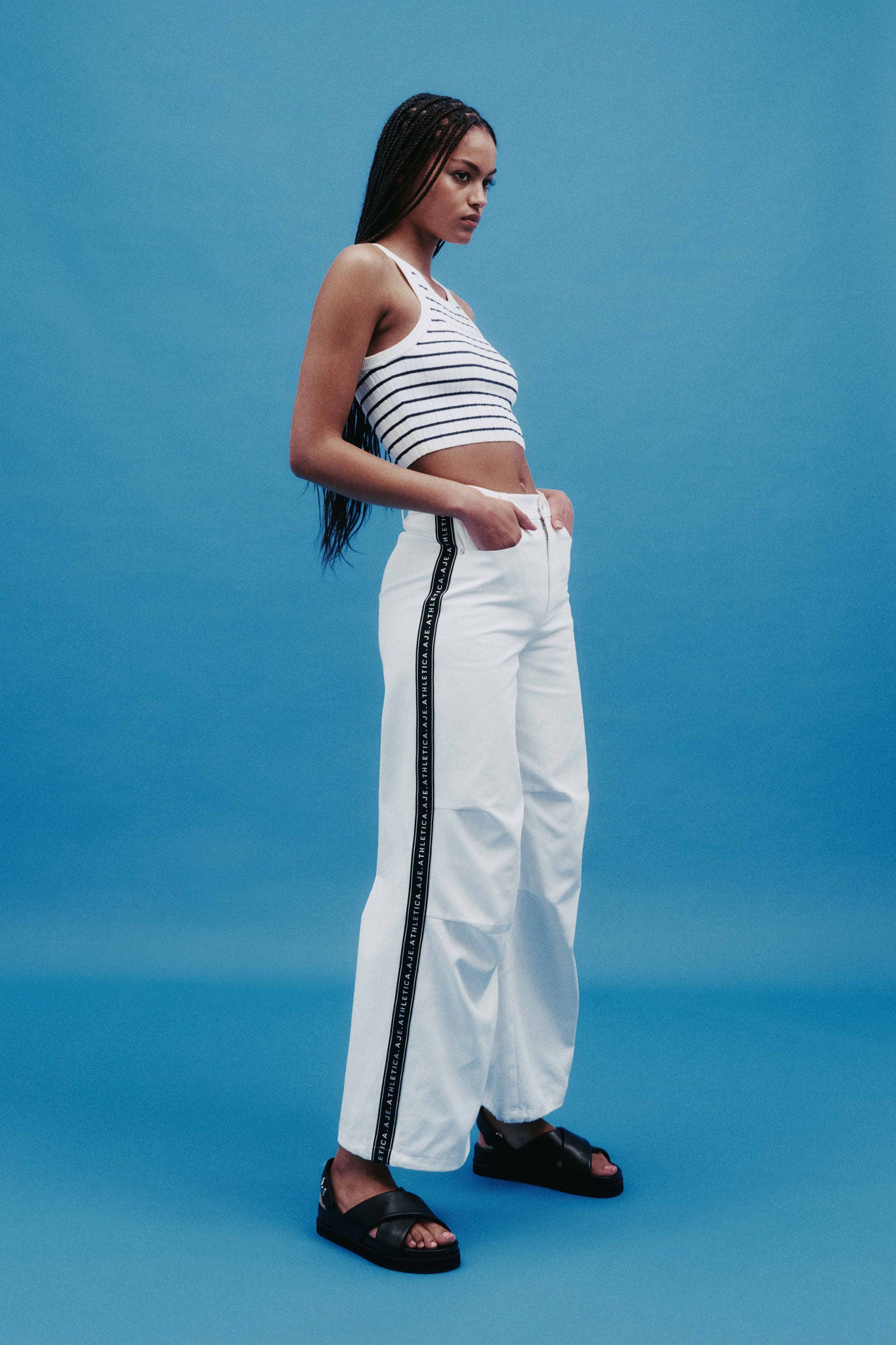 253AA3029_WHT_10_1726120344