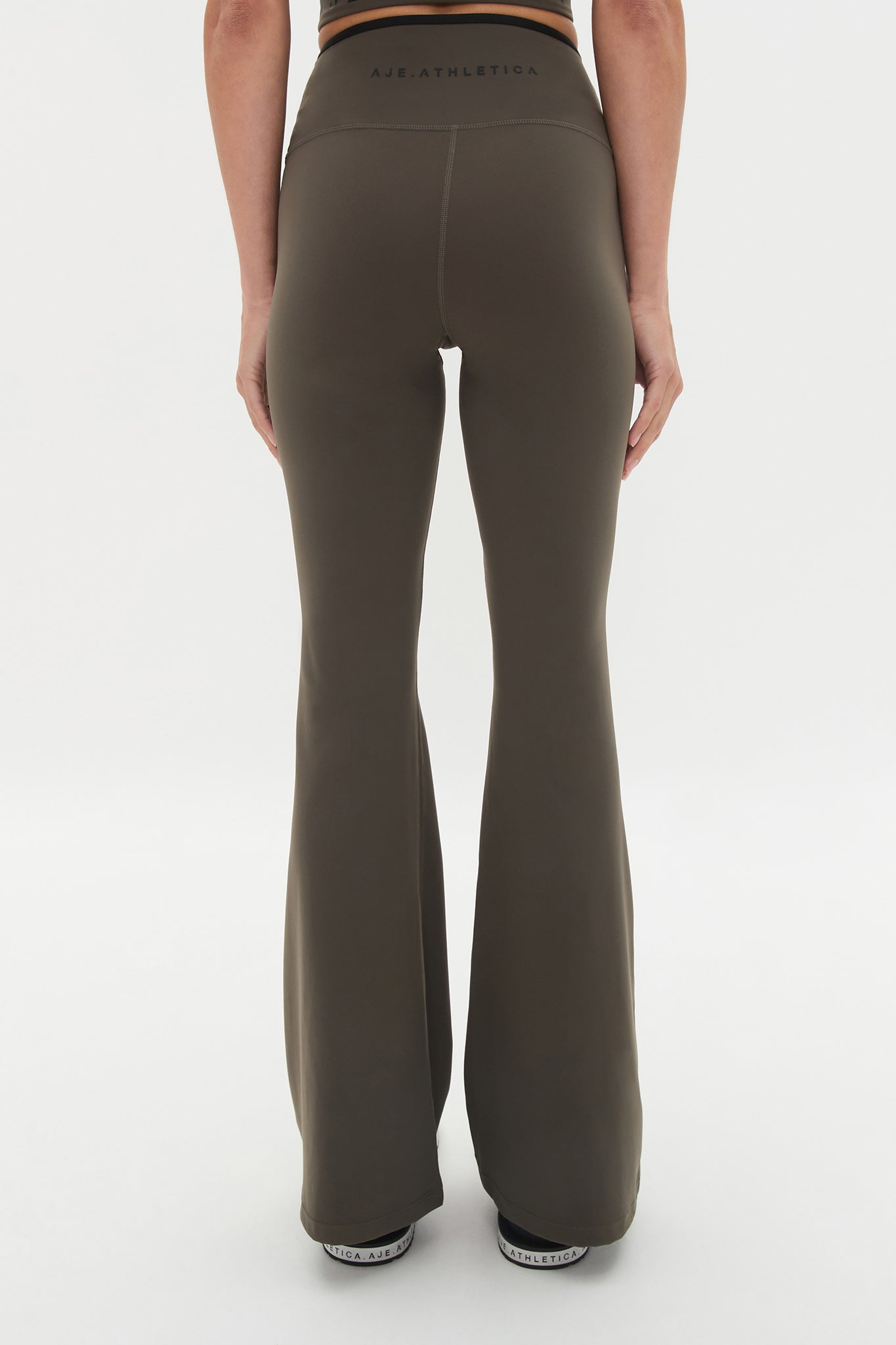 254AA3015_FRST_4_1752729224