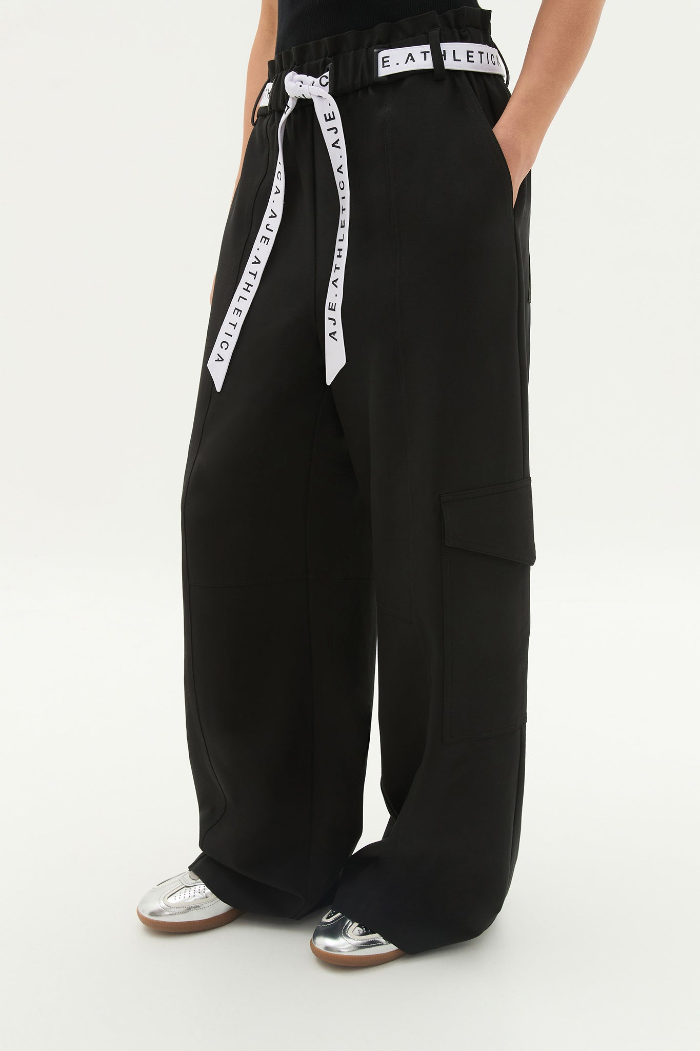 254AA3016_BLK_4_1750909165