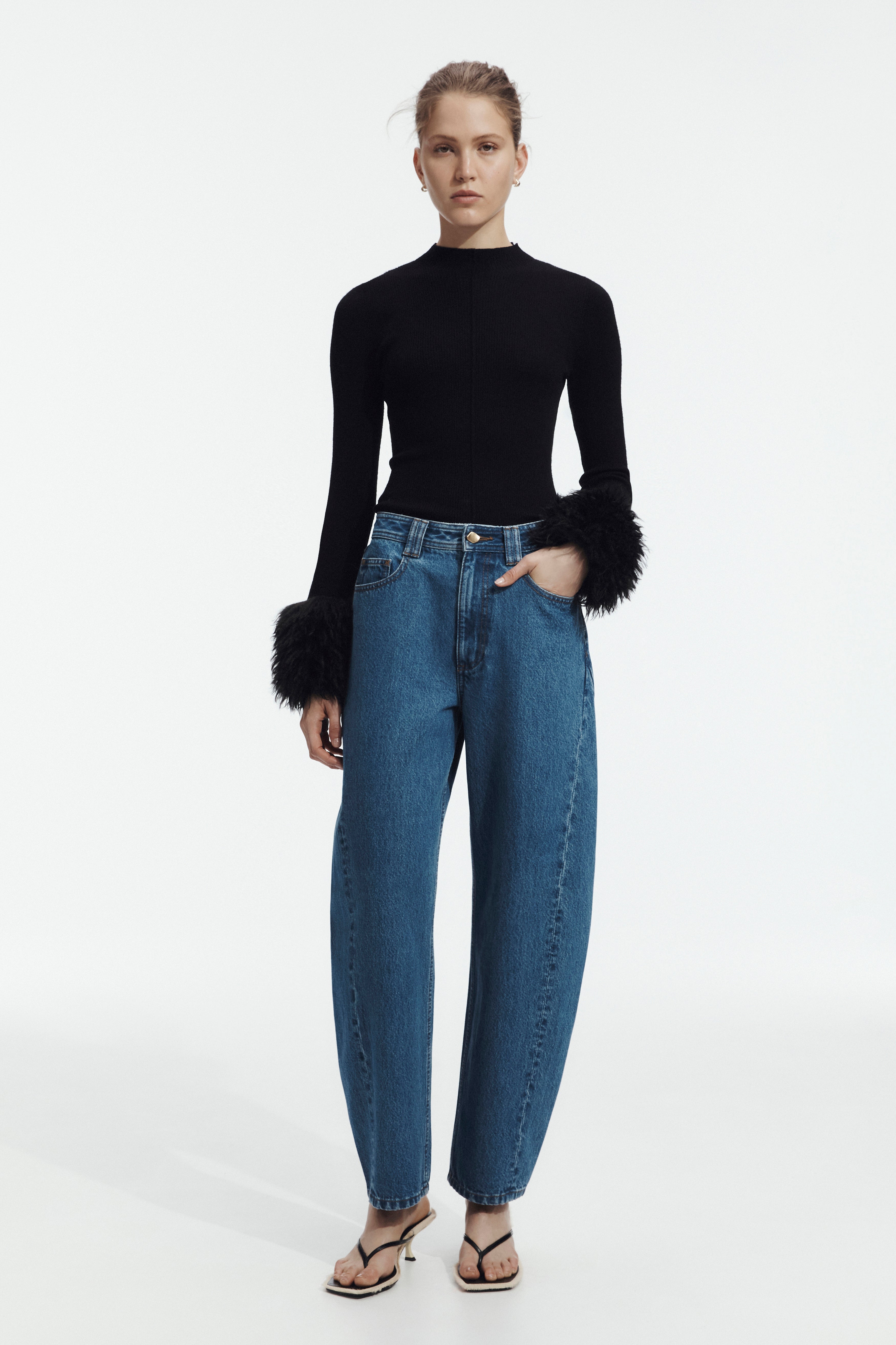 25CO3105_MID-WH-BLU_1_1784507365