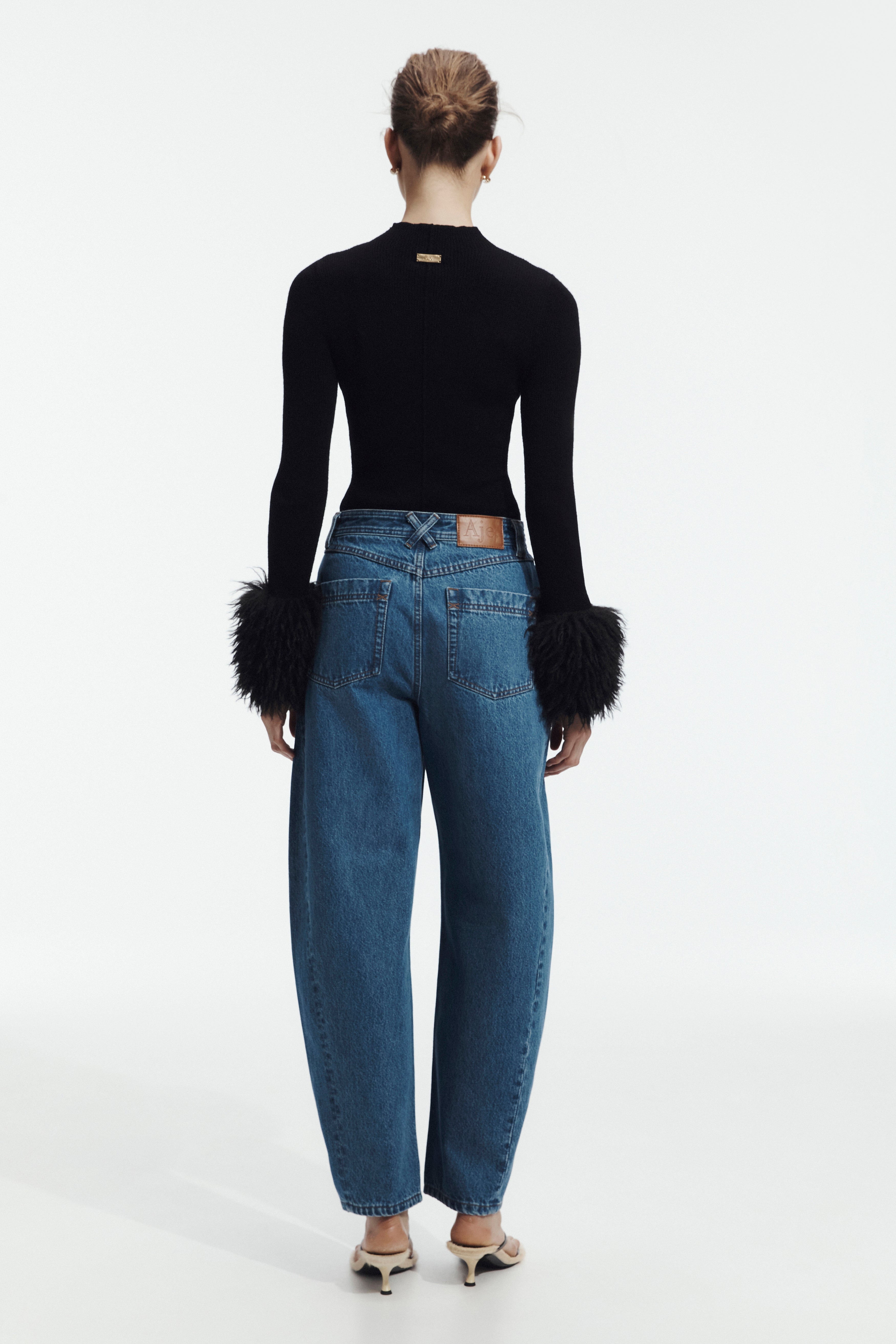 25CO3105_MID-WH-BLU_6_1784507364