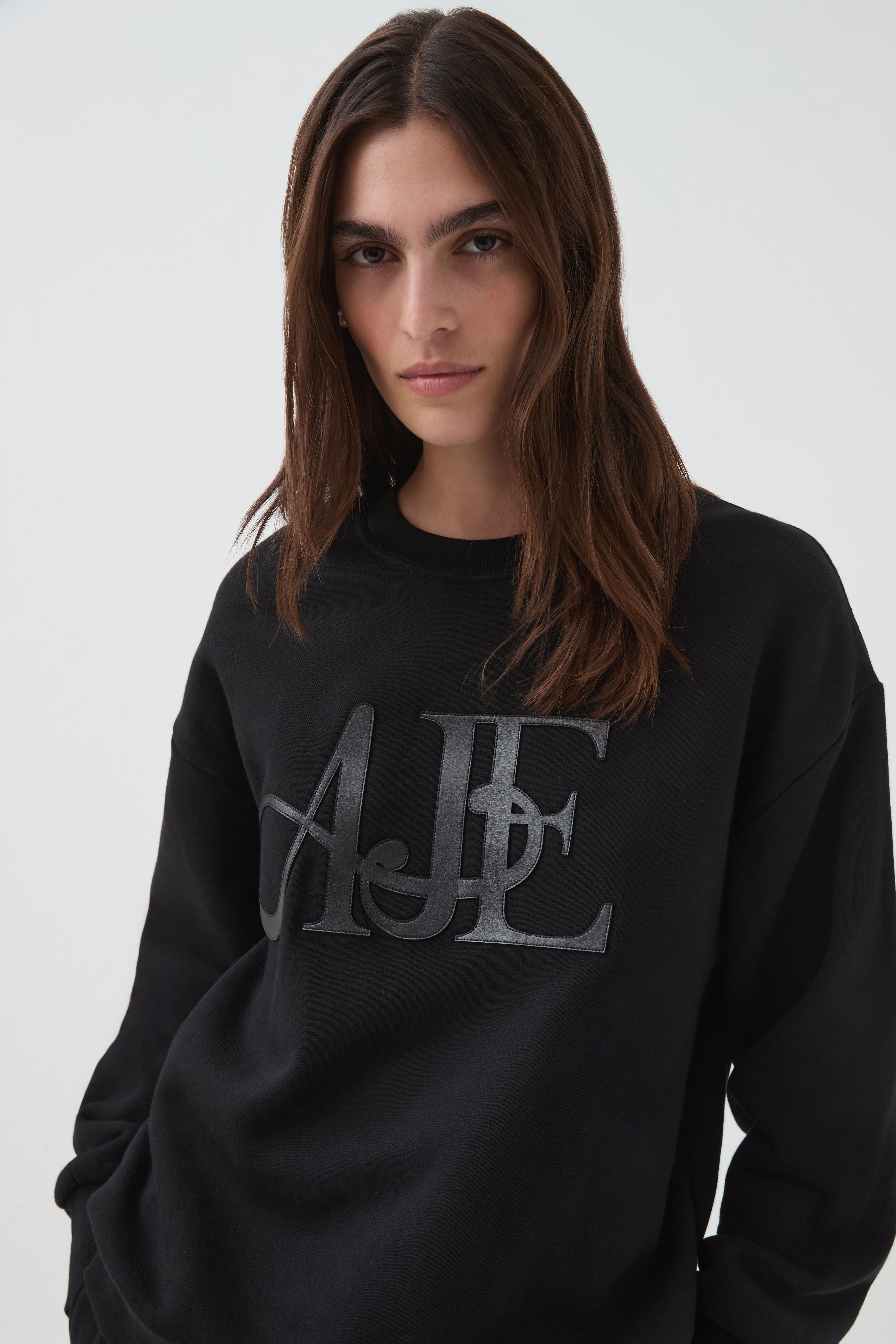 25PF1255_BLK_4_1745467549