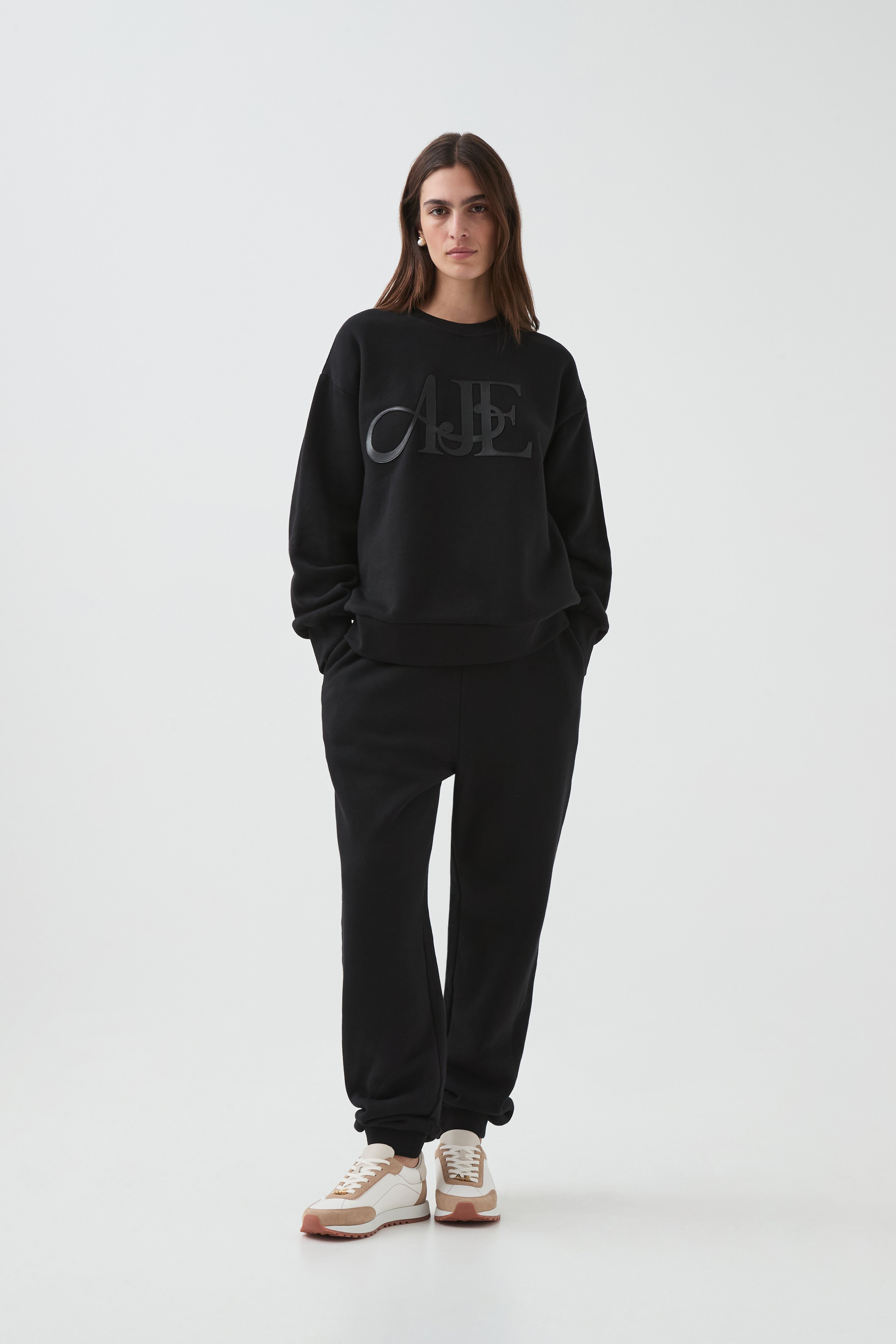 25PF1255_BLK_7_1745467555