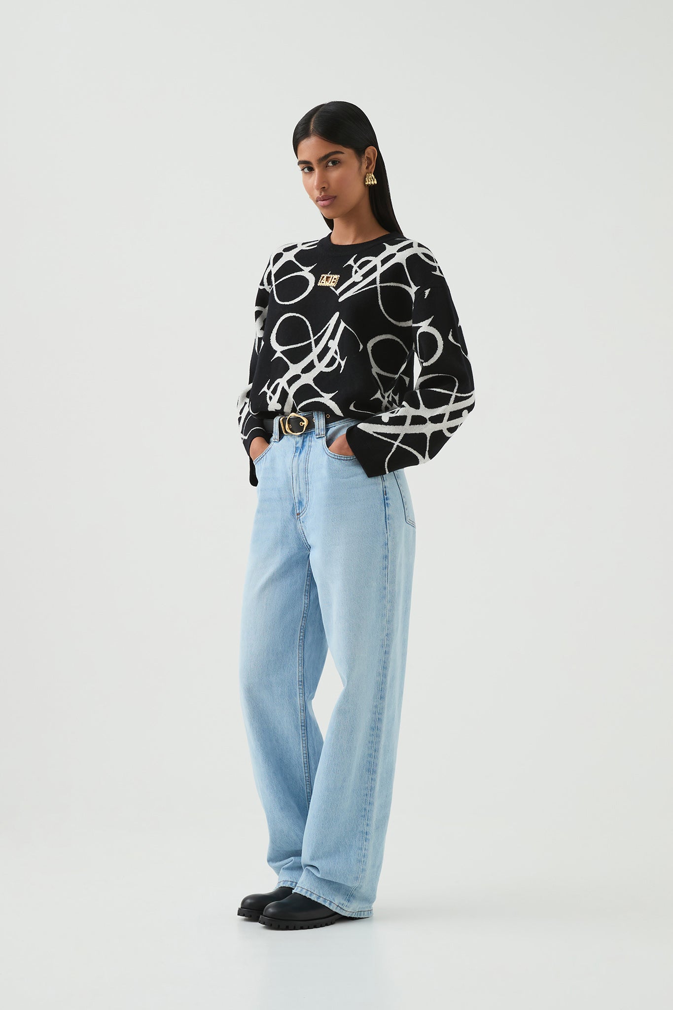 25PF1407_BLK-IVRY_6_1744251227