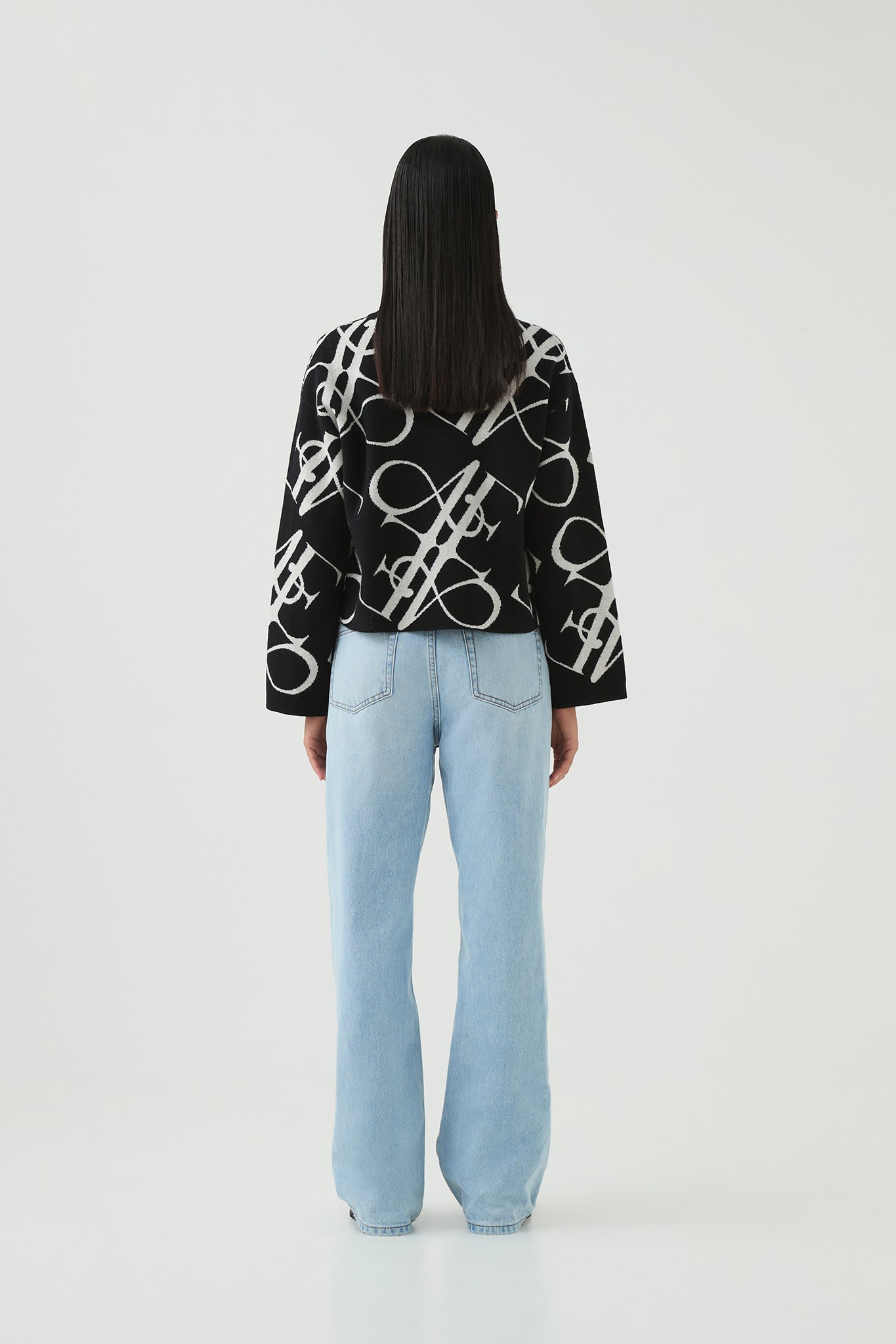 25PF1407_BLK-IVRY_7_1744251218