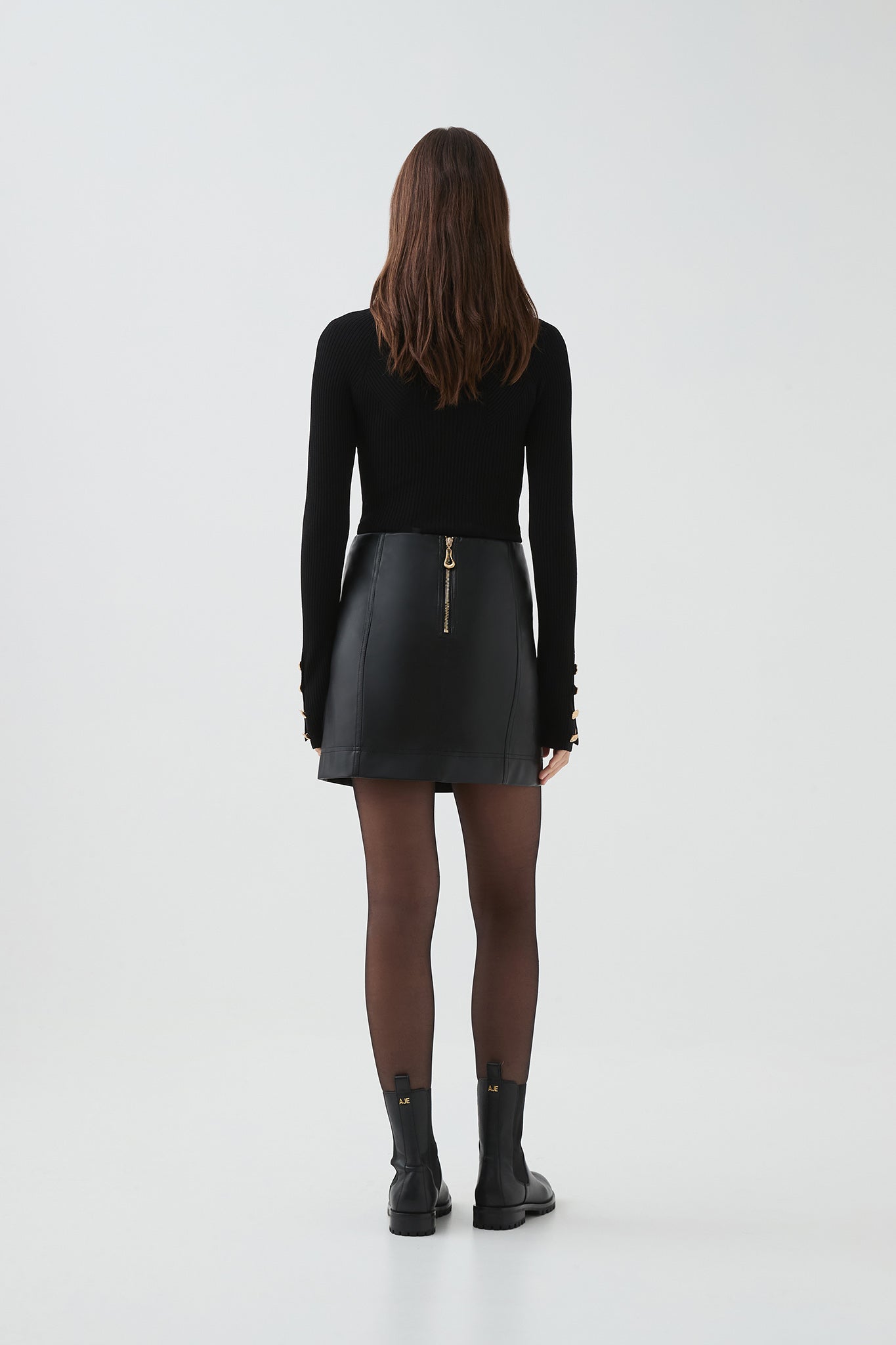 25RE4033_BLK_7_1745474208