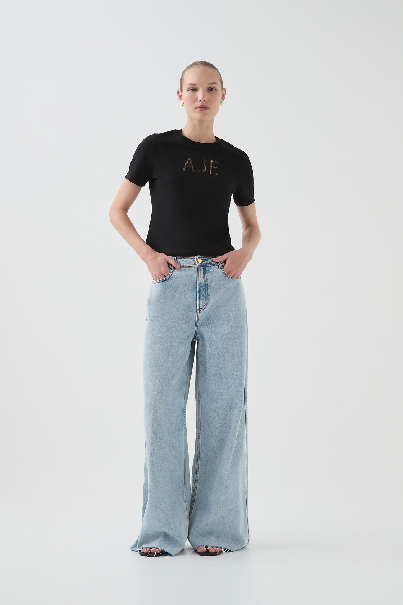 25SS1348_BLK_3_1747096697