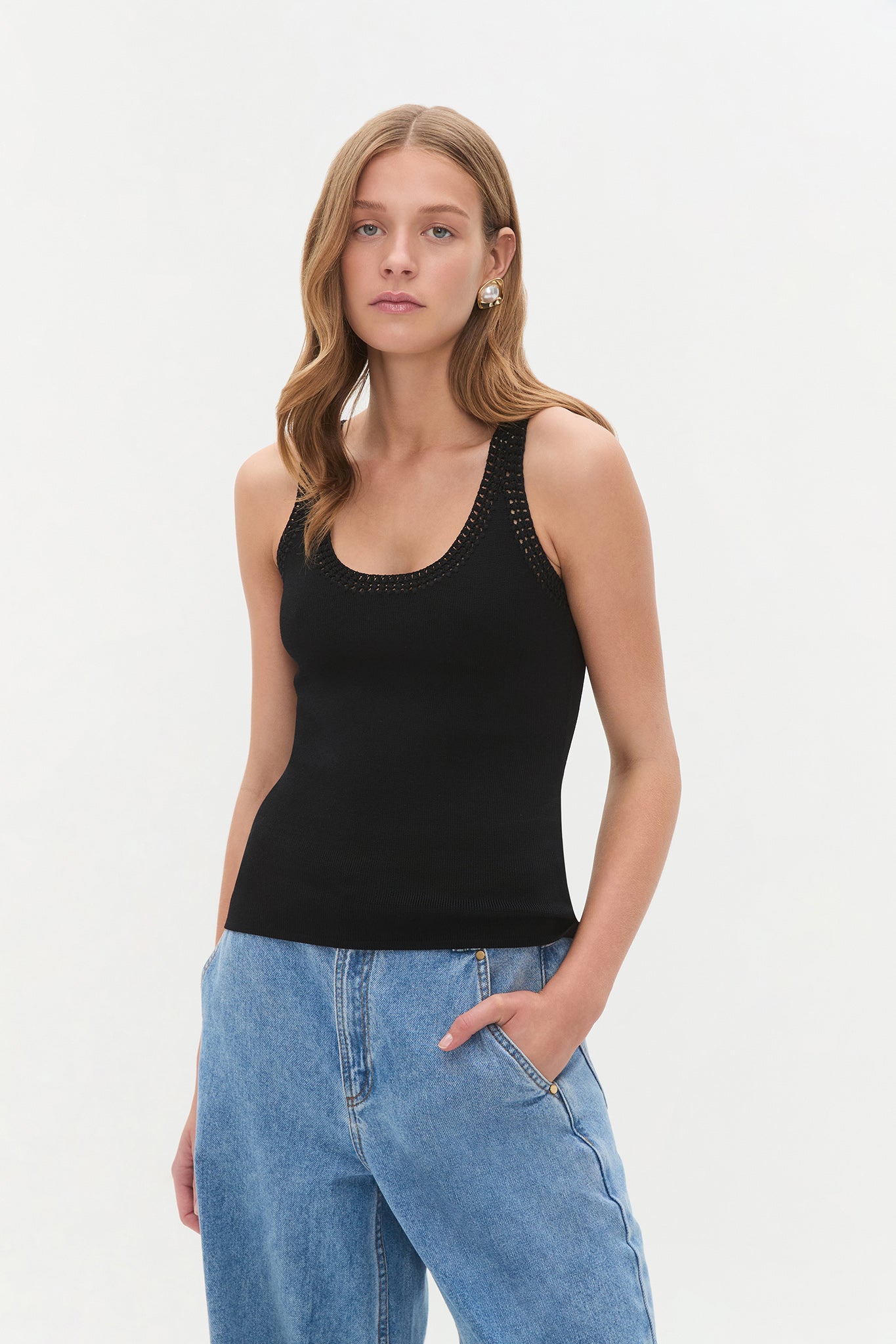 25SS1373_BLK_1_1751934861