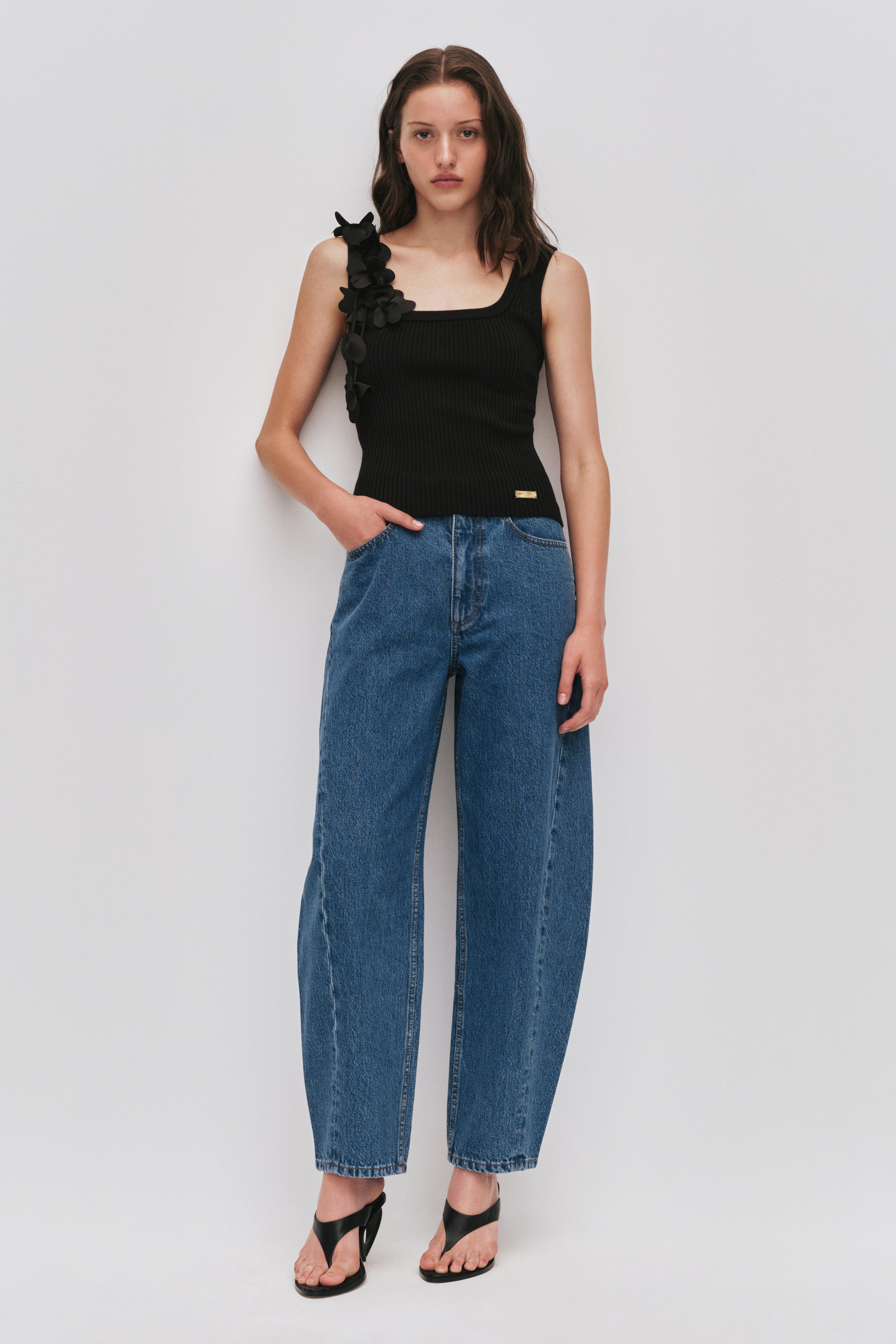 25SS1460_BLK_1_1770618167