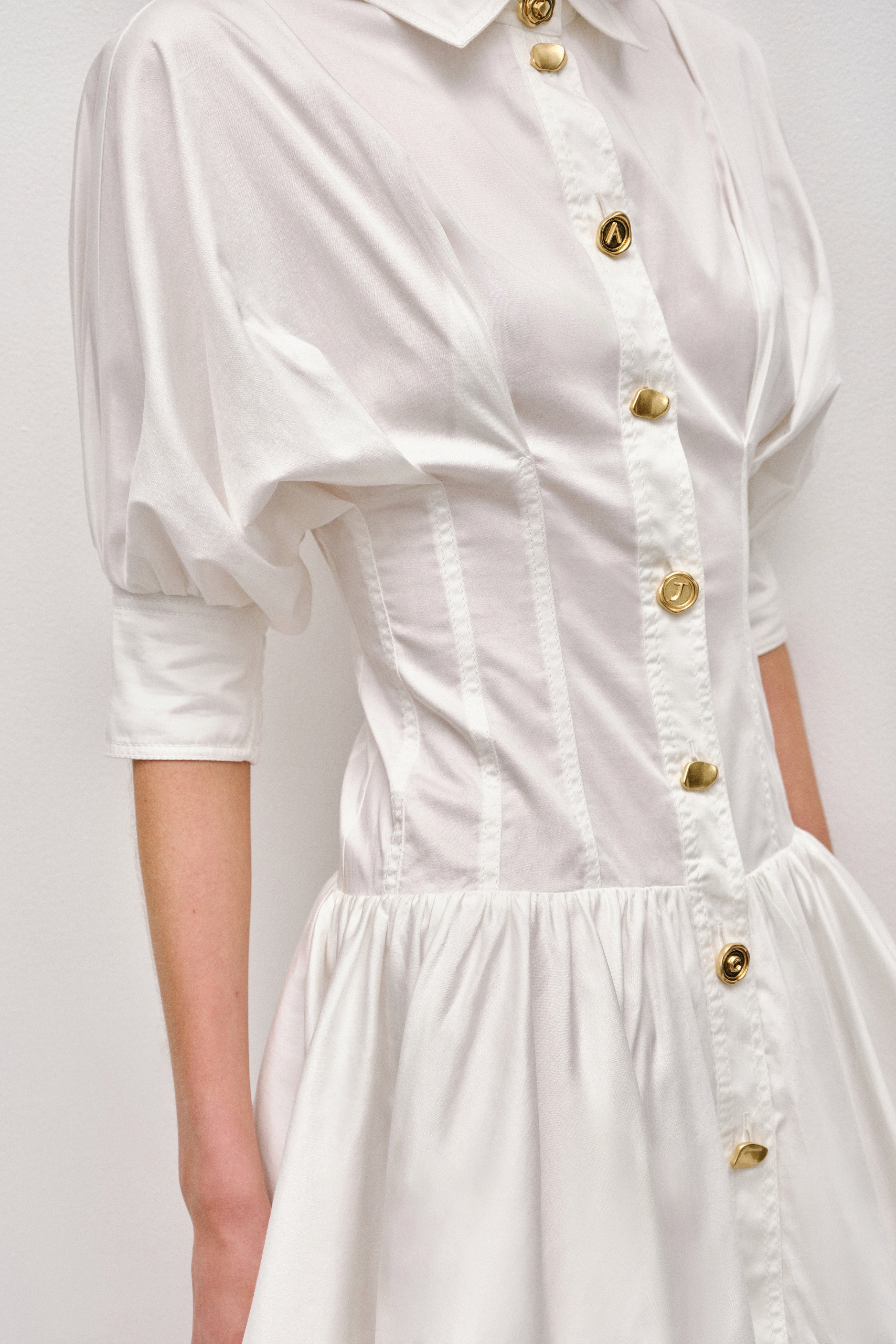 25SS5537_IVRY_6_1759377873