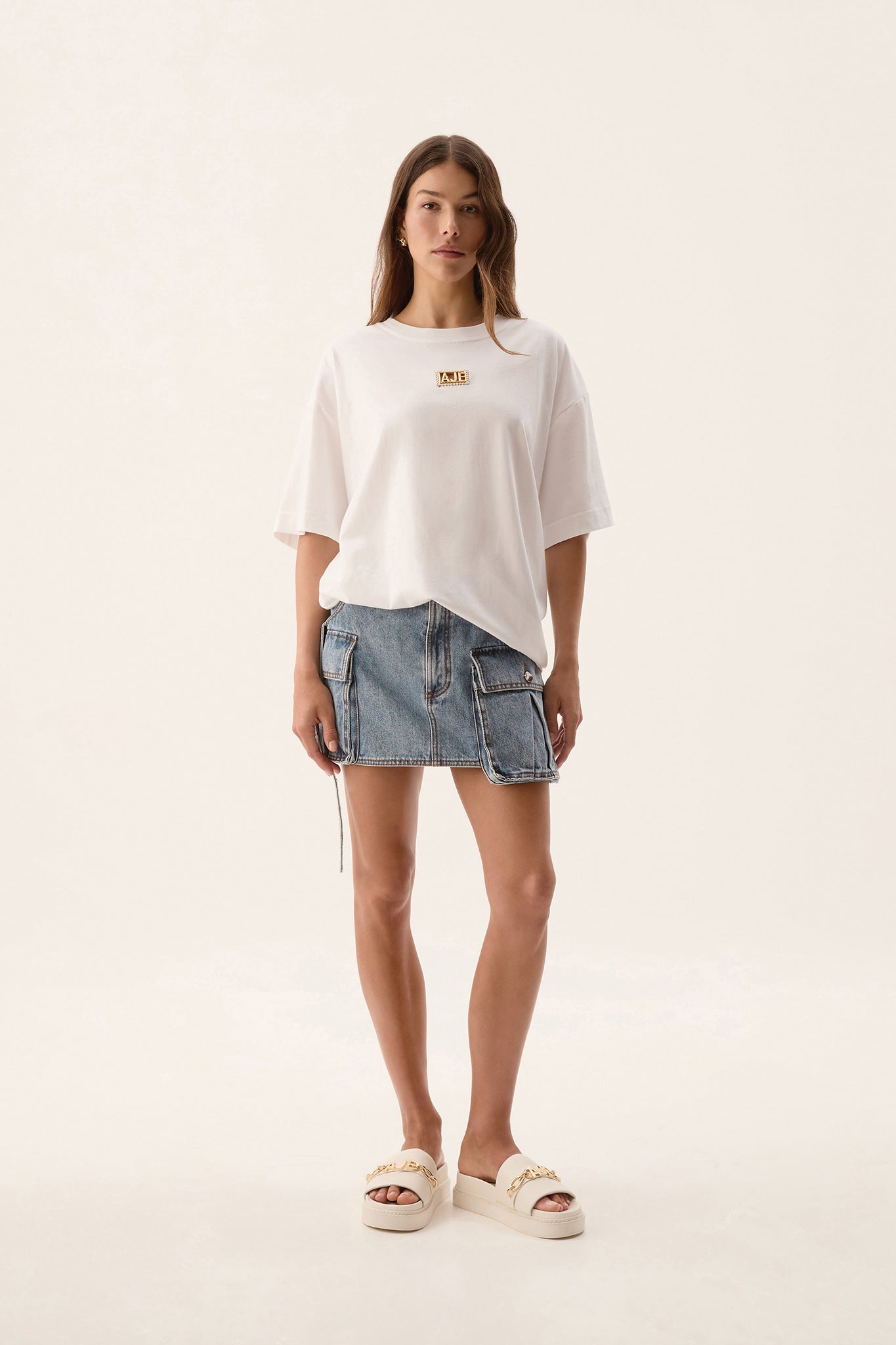 25SU1138_WHT_3_1737610140