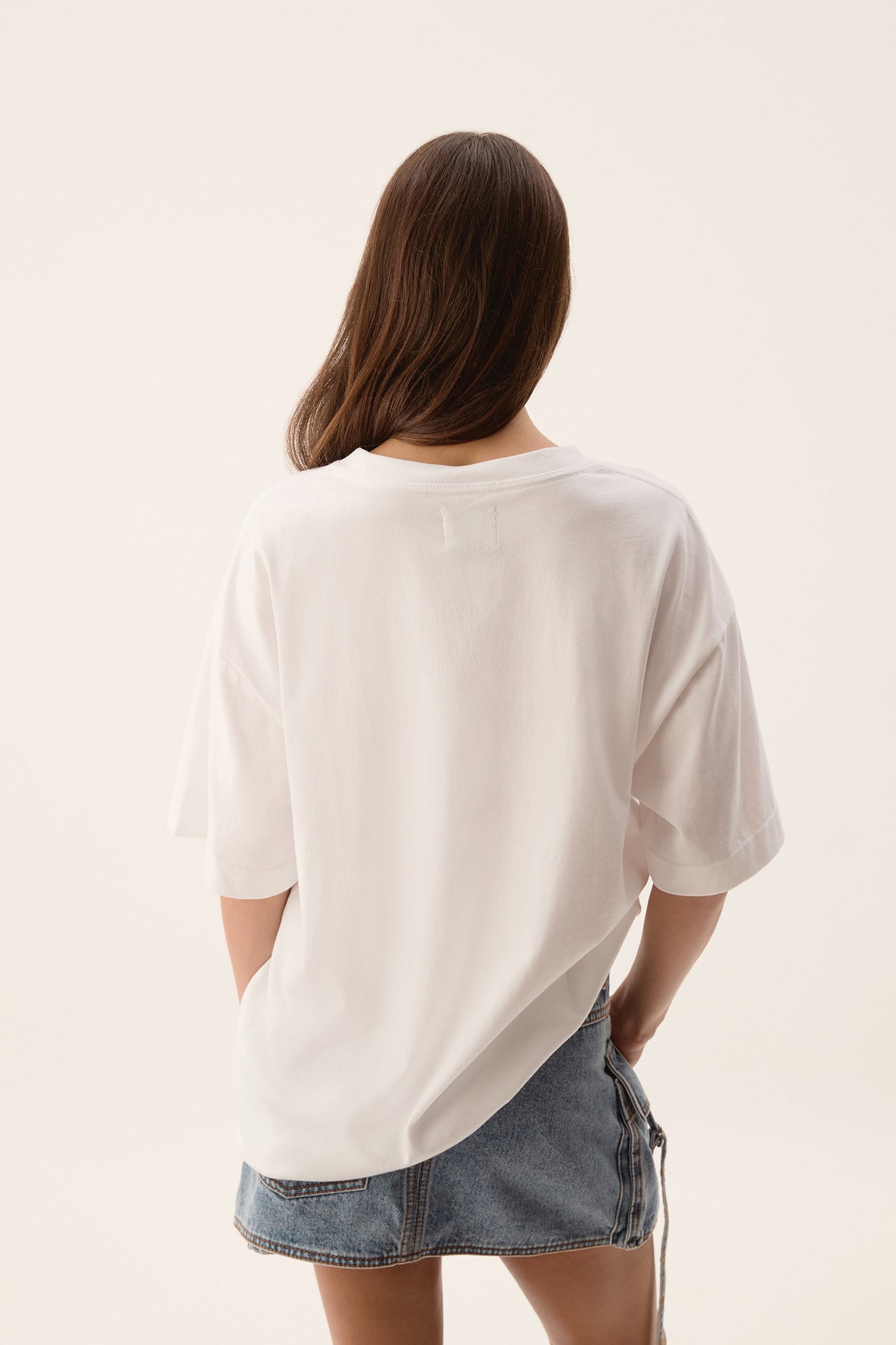 25SU1138_WHT_5_1737610147