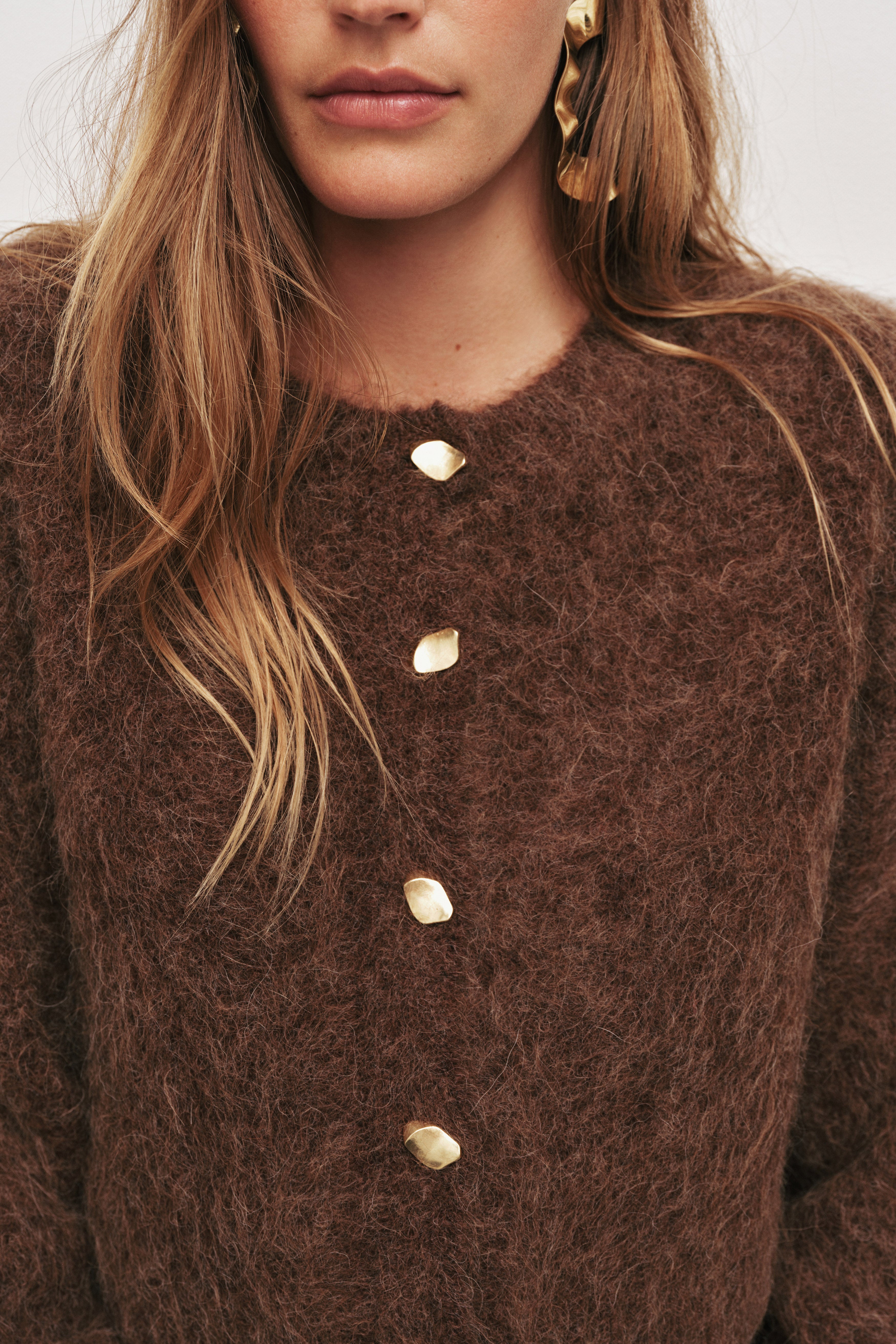 25SU2069_CHOC_5_1759037082