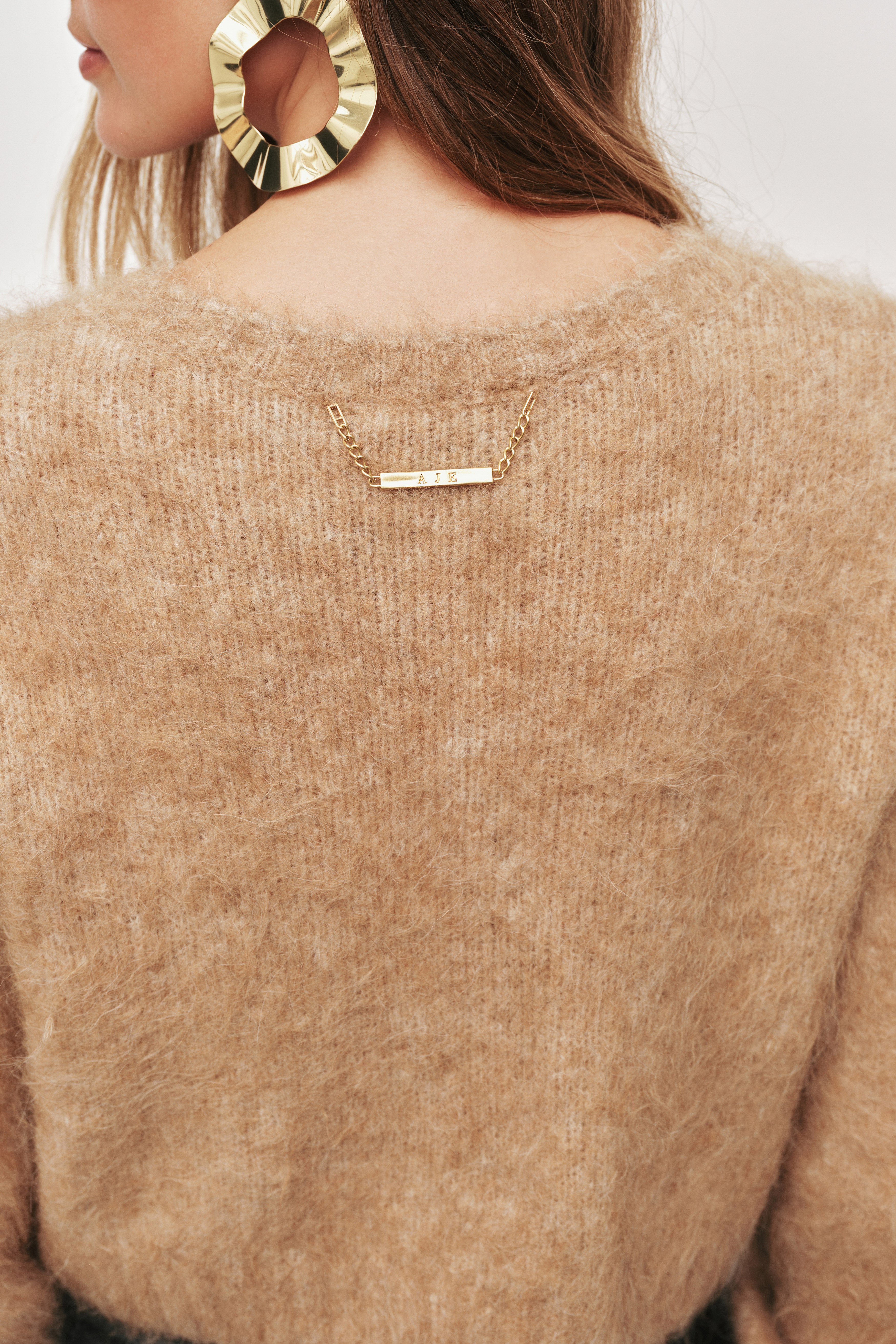 25SU2069_CML_5_1759038860