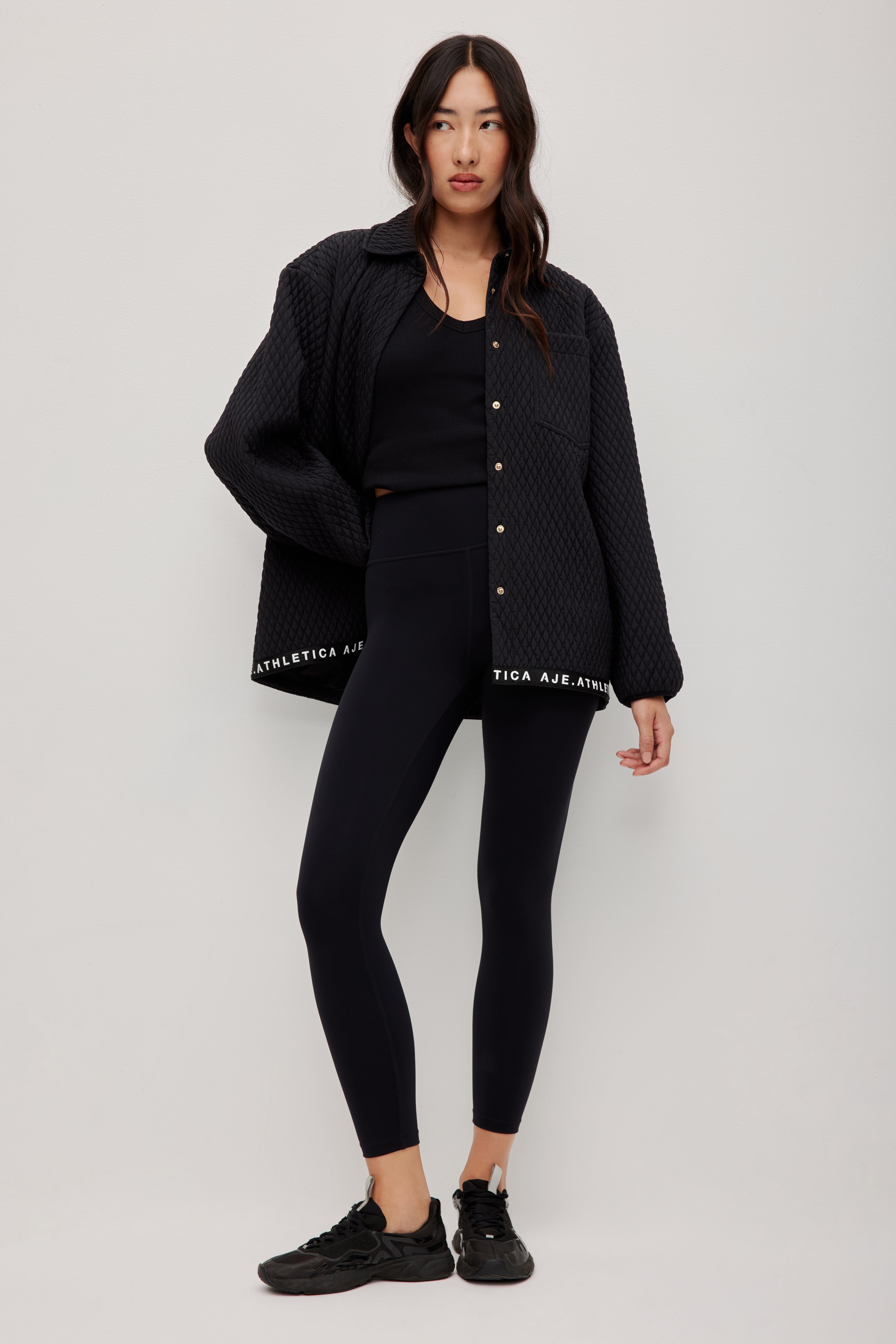 261AA1000_BLK_0069_1771299392