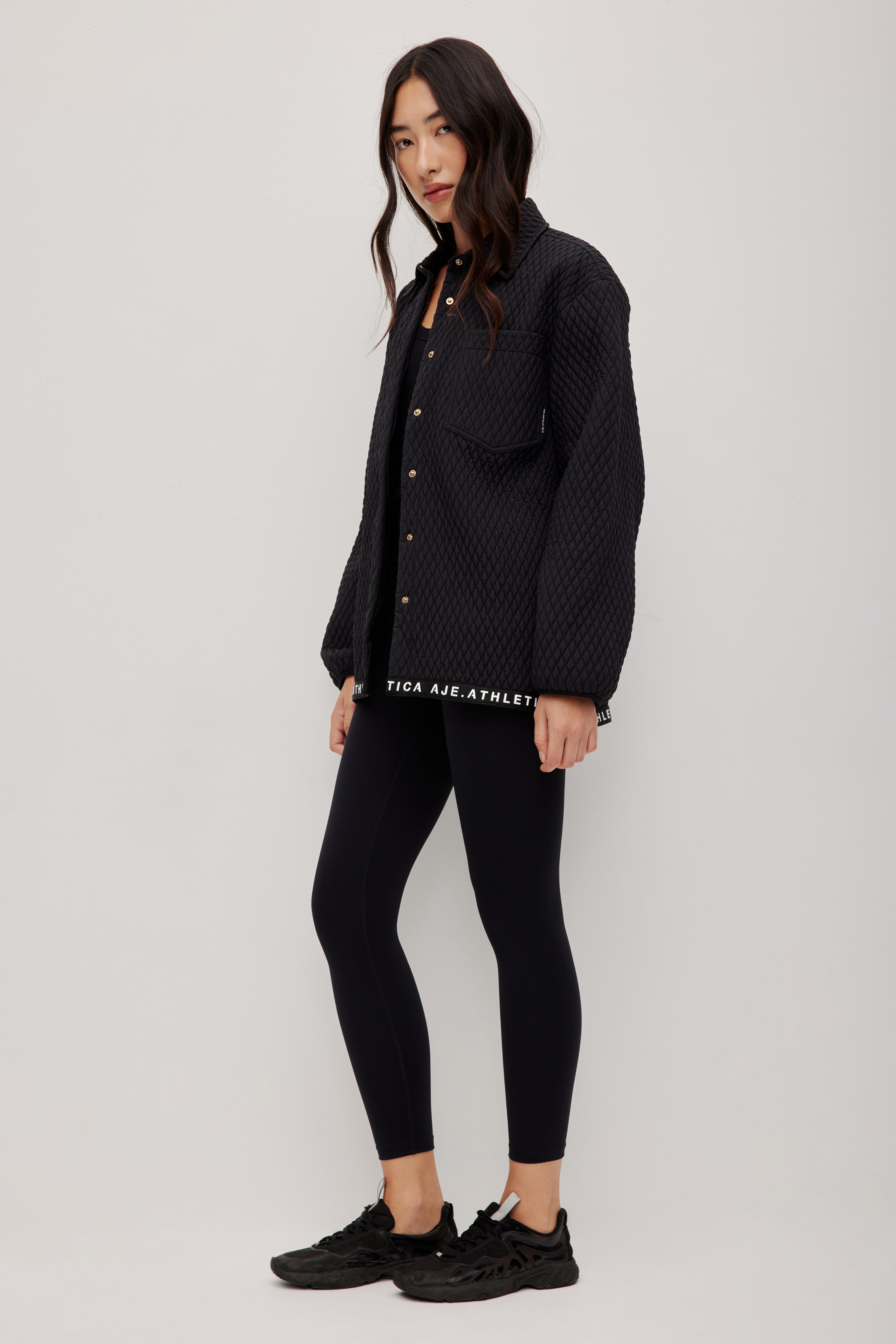 261AA1000_BLK_0073_1771299409