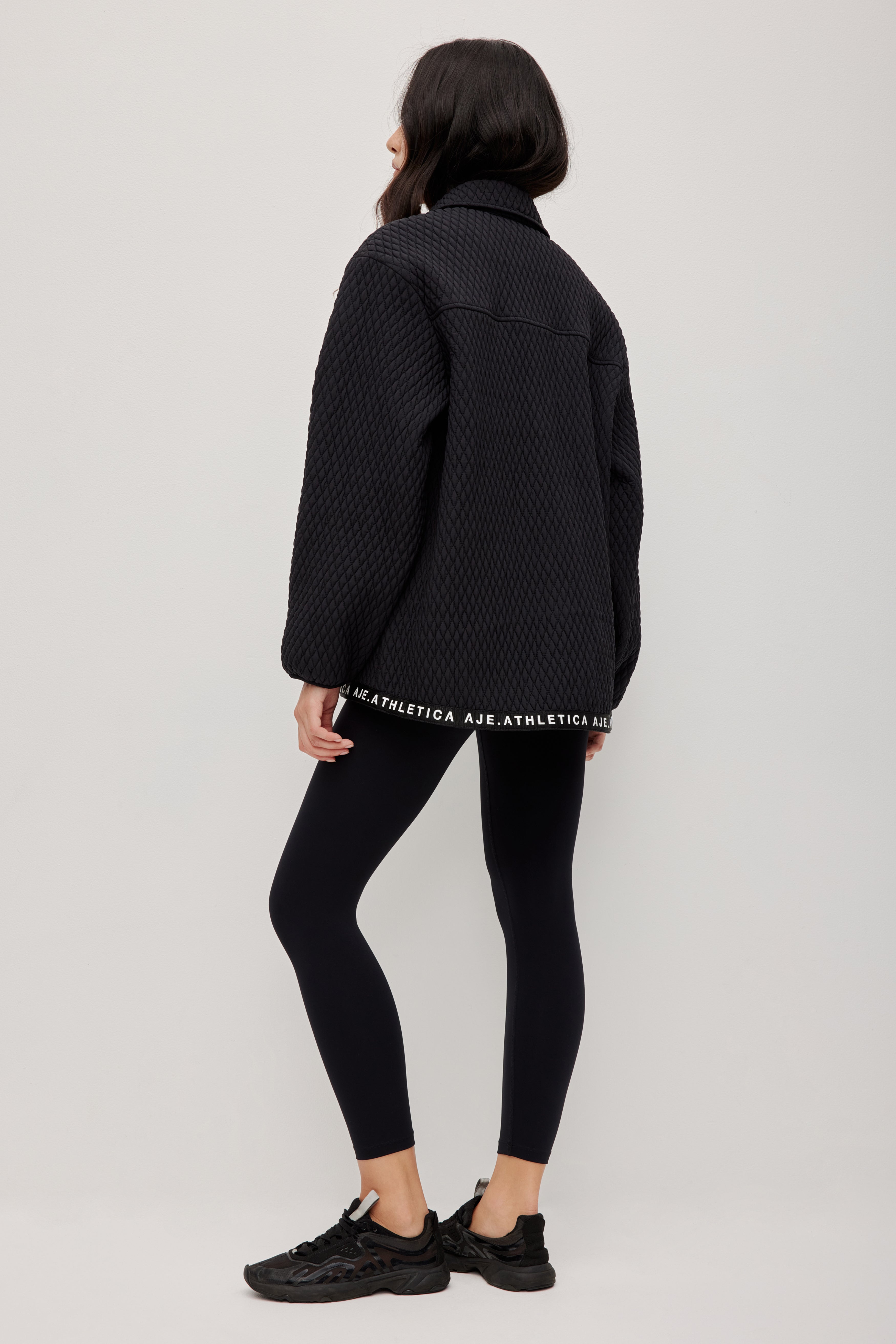 261AA1000_BLK_0081_1771299281