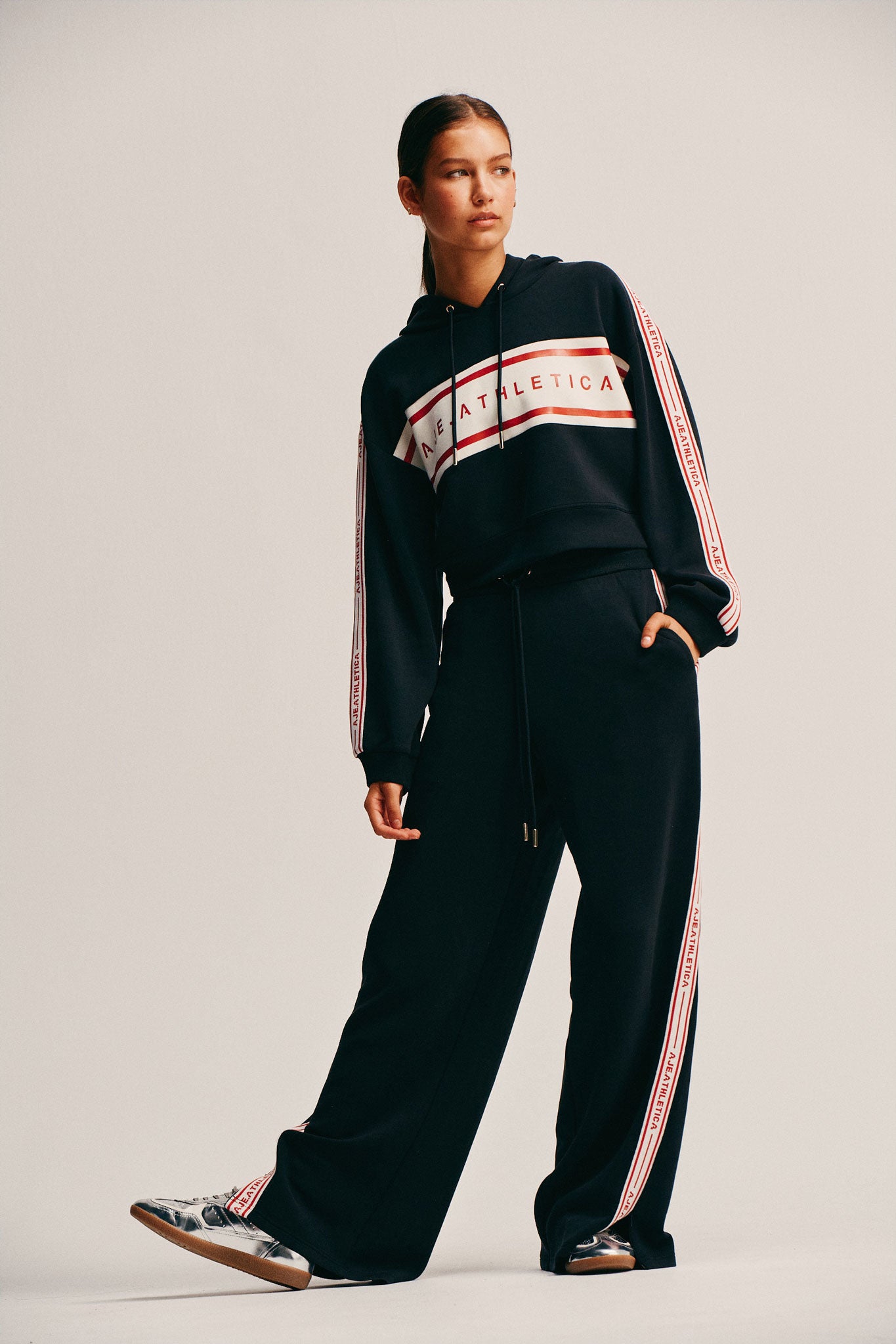 Logotape Zip Trackpants 504