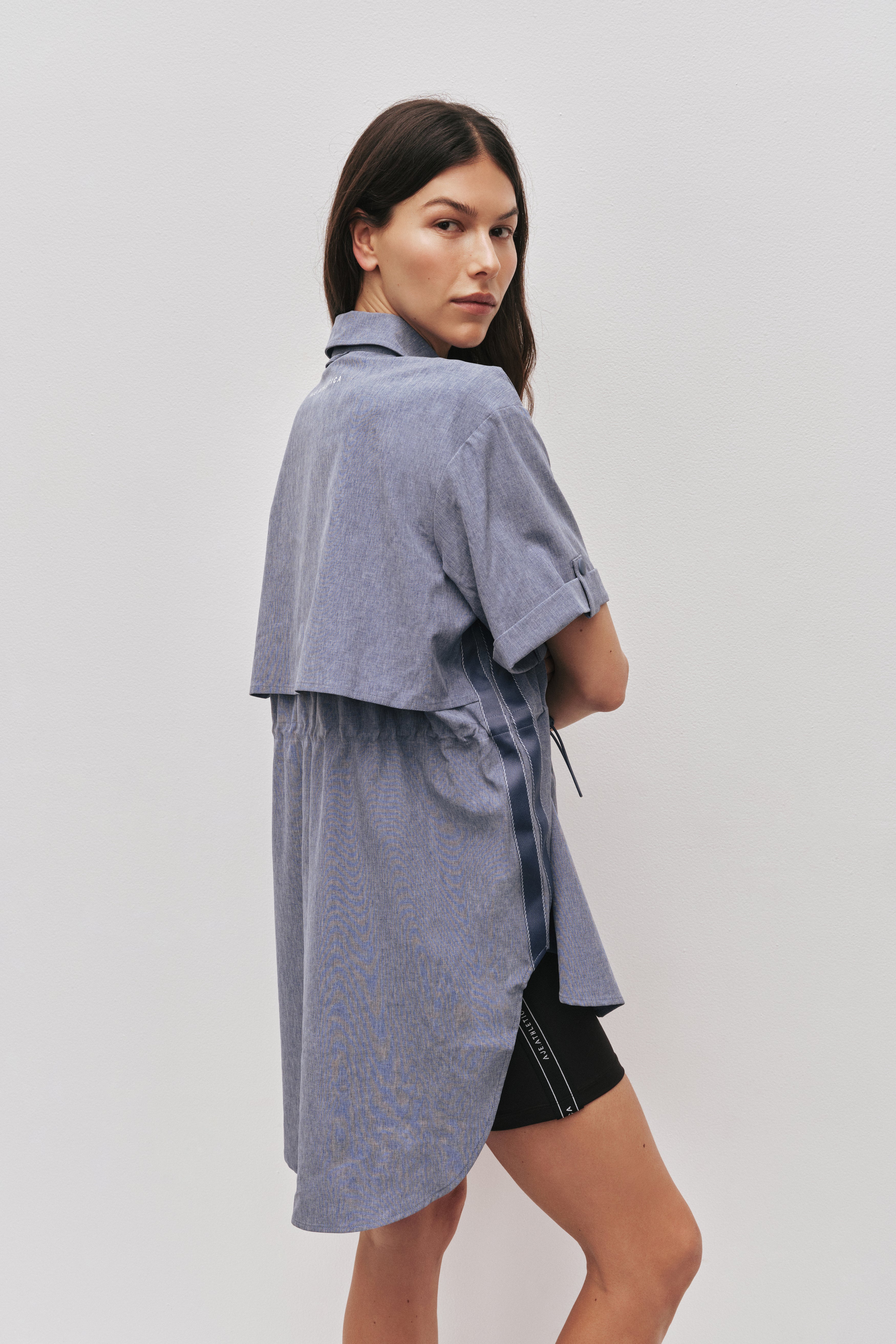 261AA1046_WSH-BLUE_6_1756812856