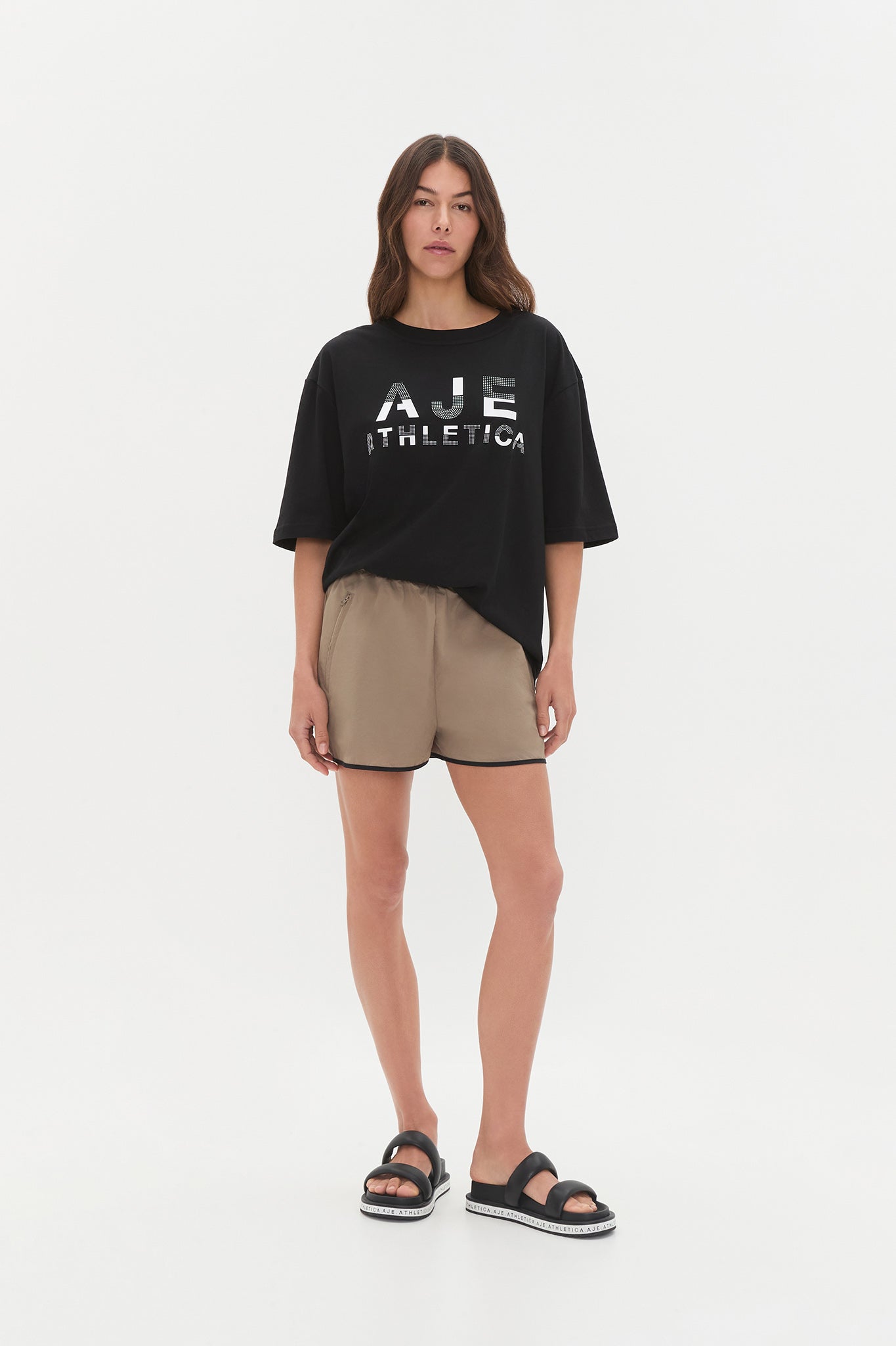 261AA1053_BLK_3_1753081096