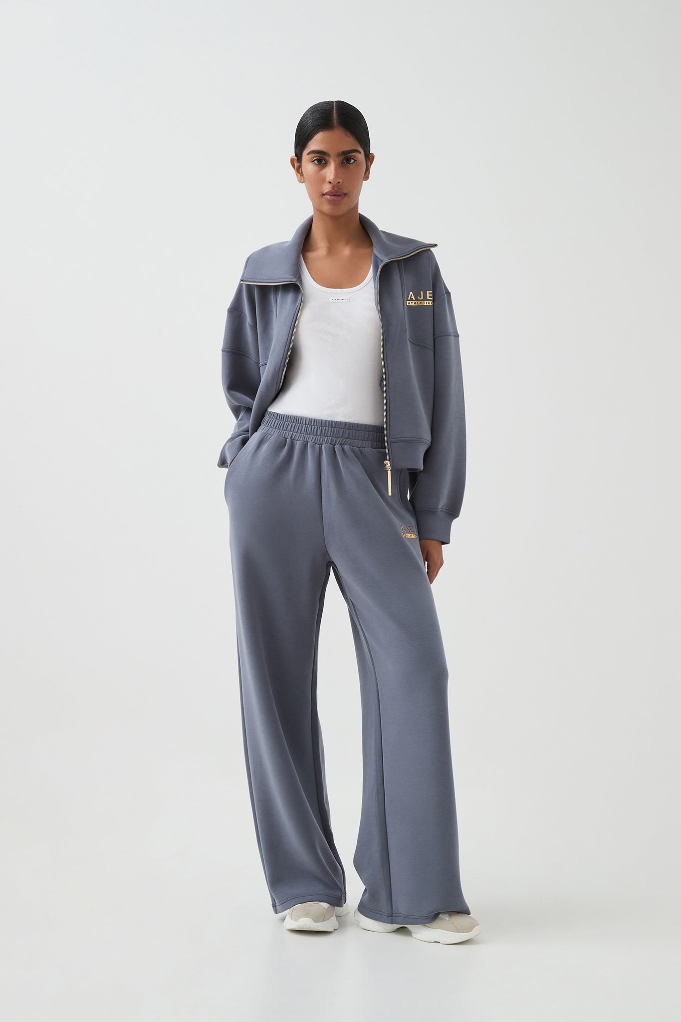 261AA3020_SLTE_4_1745475814