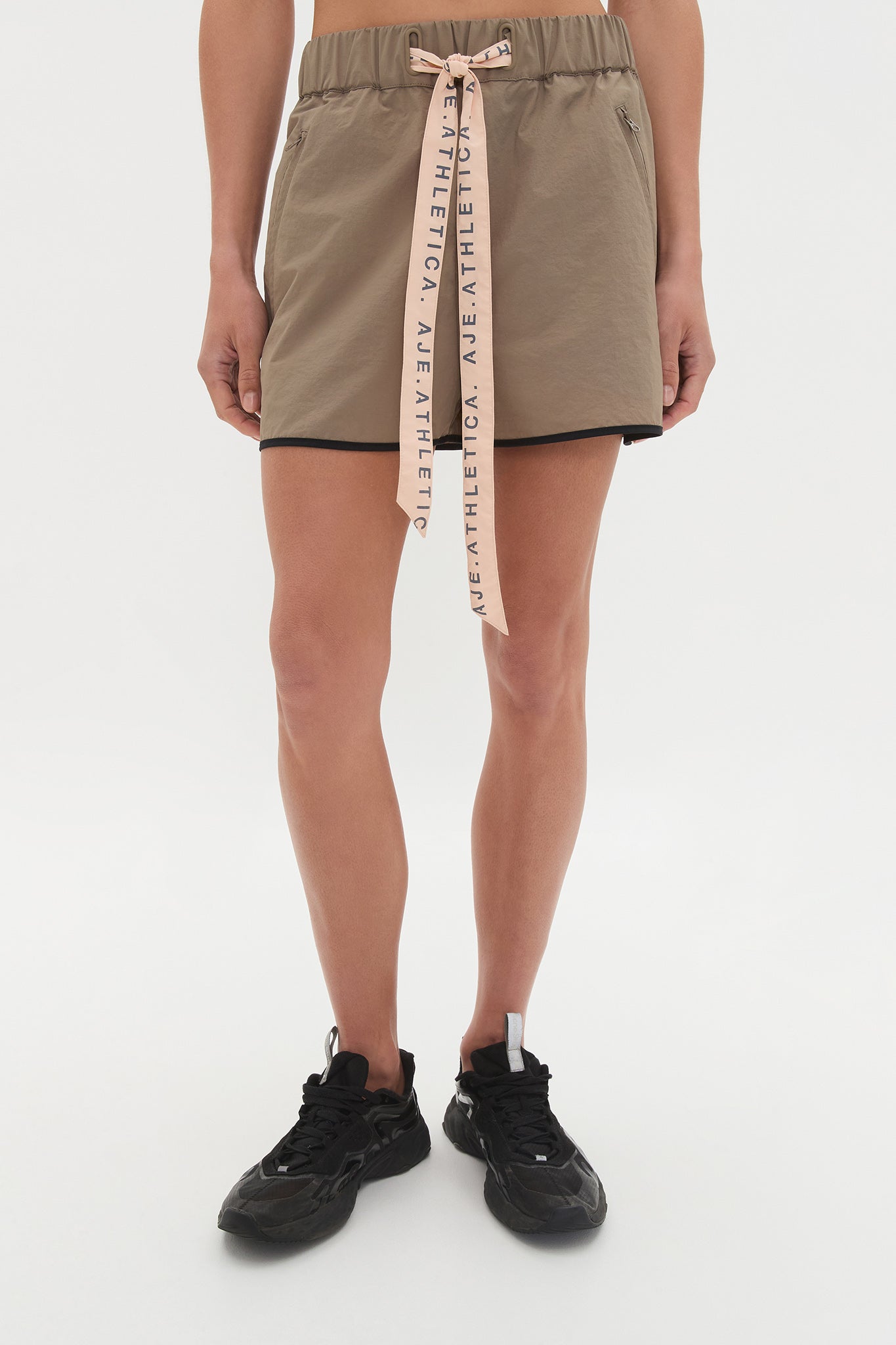 261AA3025_KHA-MLTI_3_1752725679