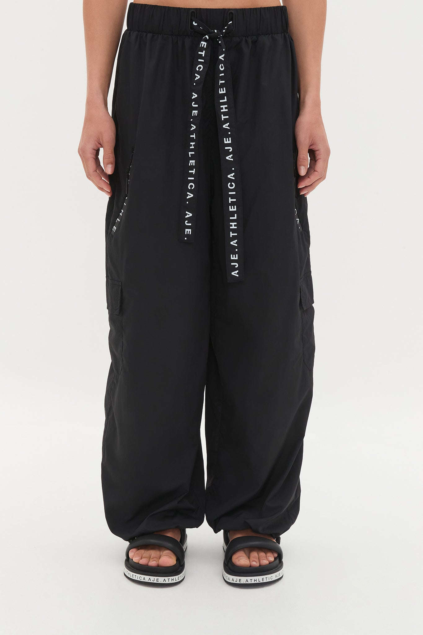 261AA3027_BLK_3_1751334976