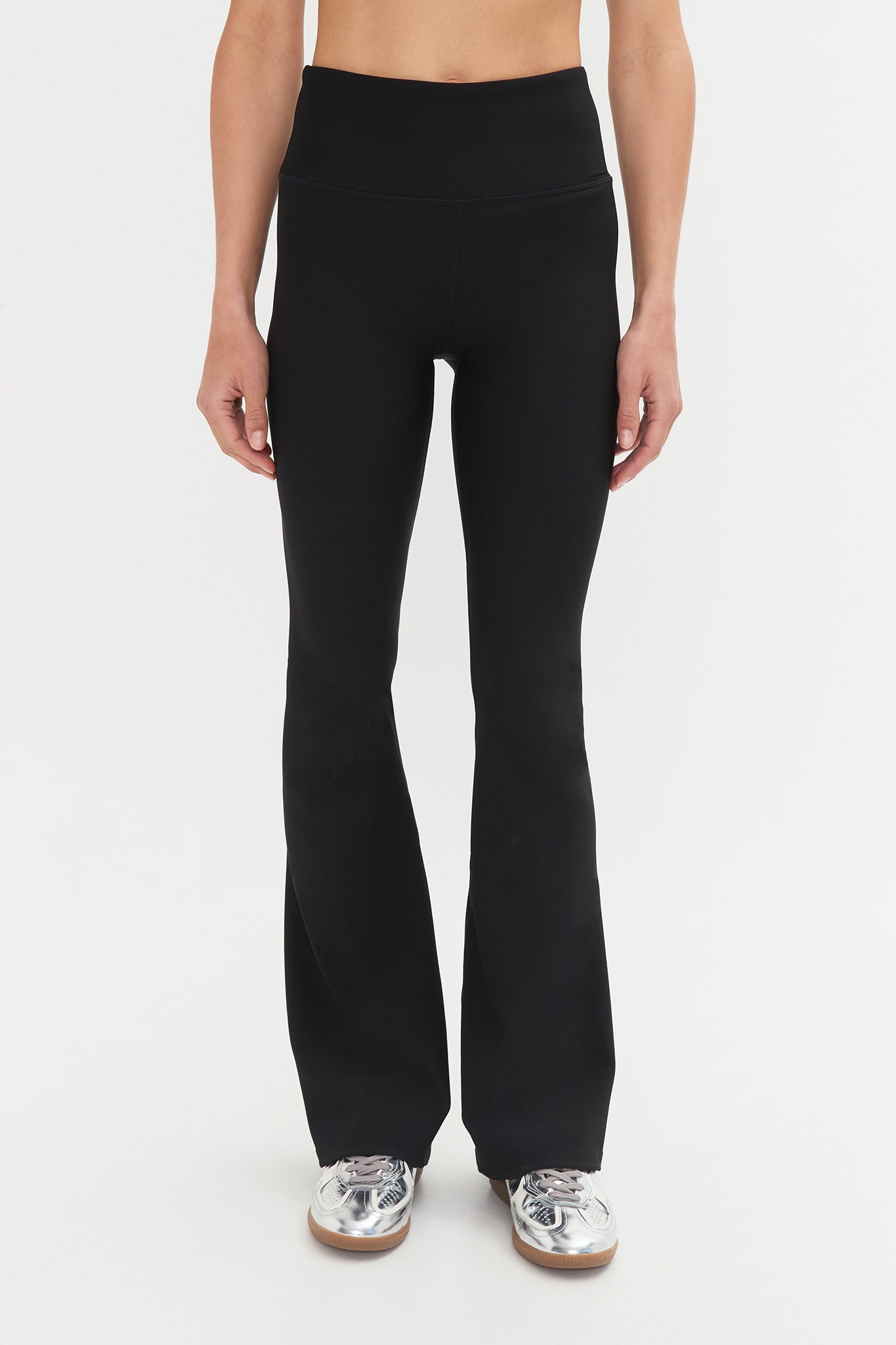 261AA3028_BLK_3_1752728714