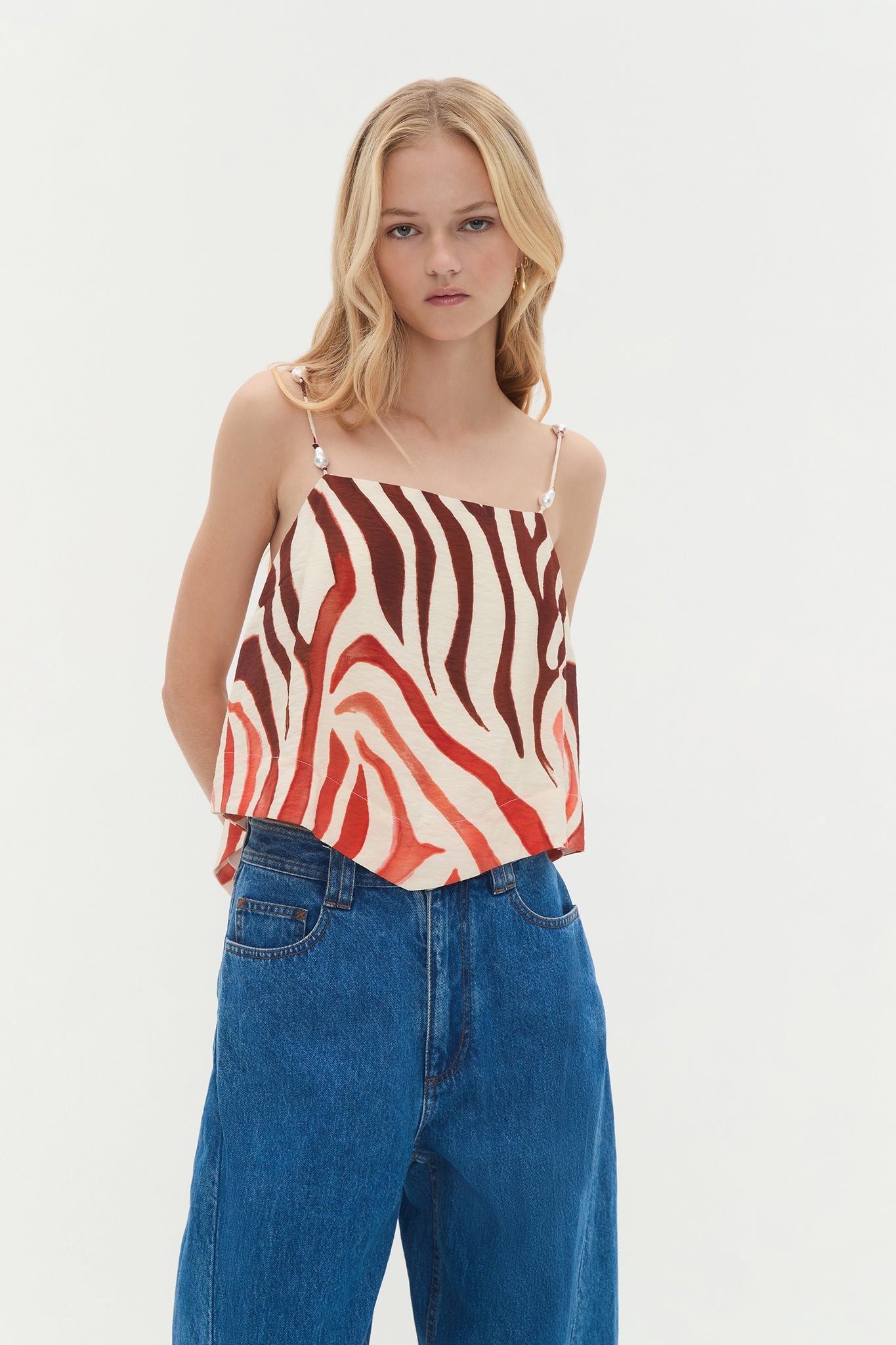 261AS1047_OM-ZEB_5_1753142472