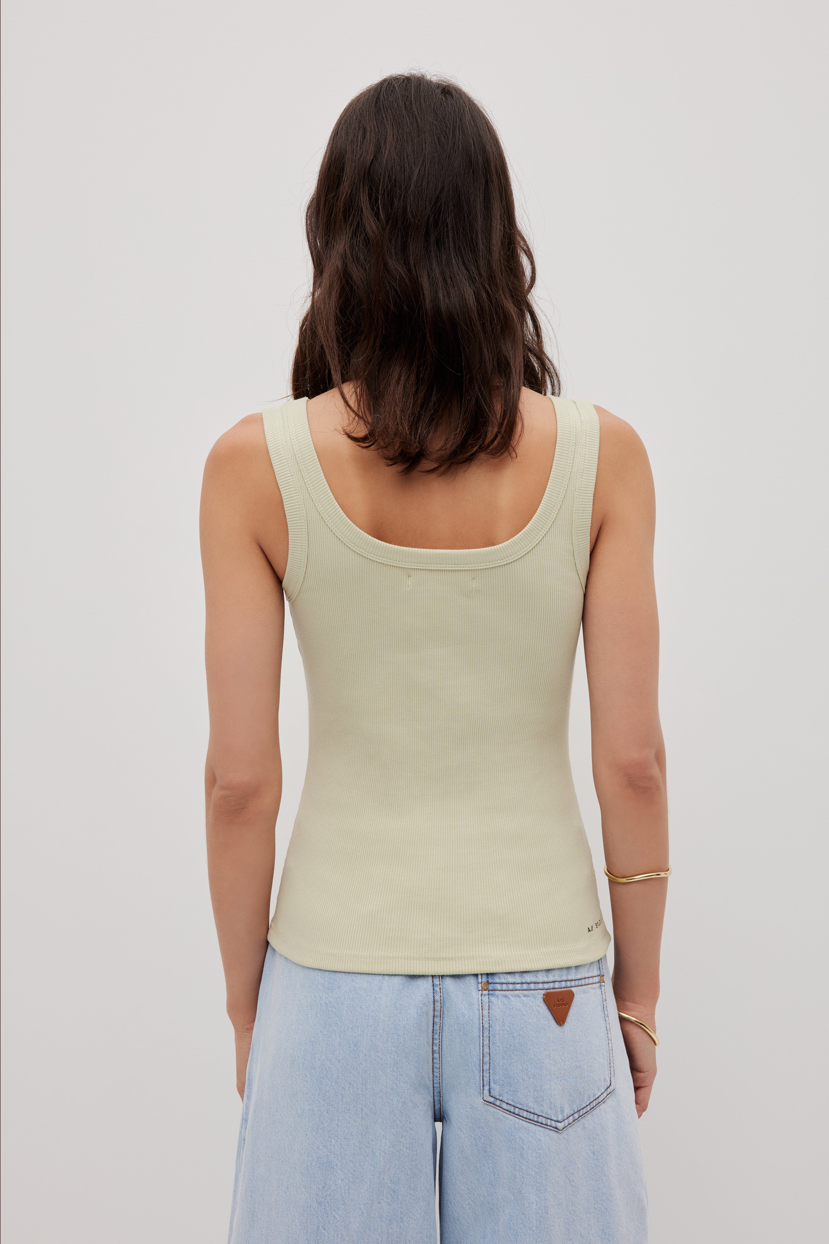 261AS1049_PISTACHIO_6_1761712831