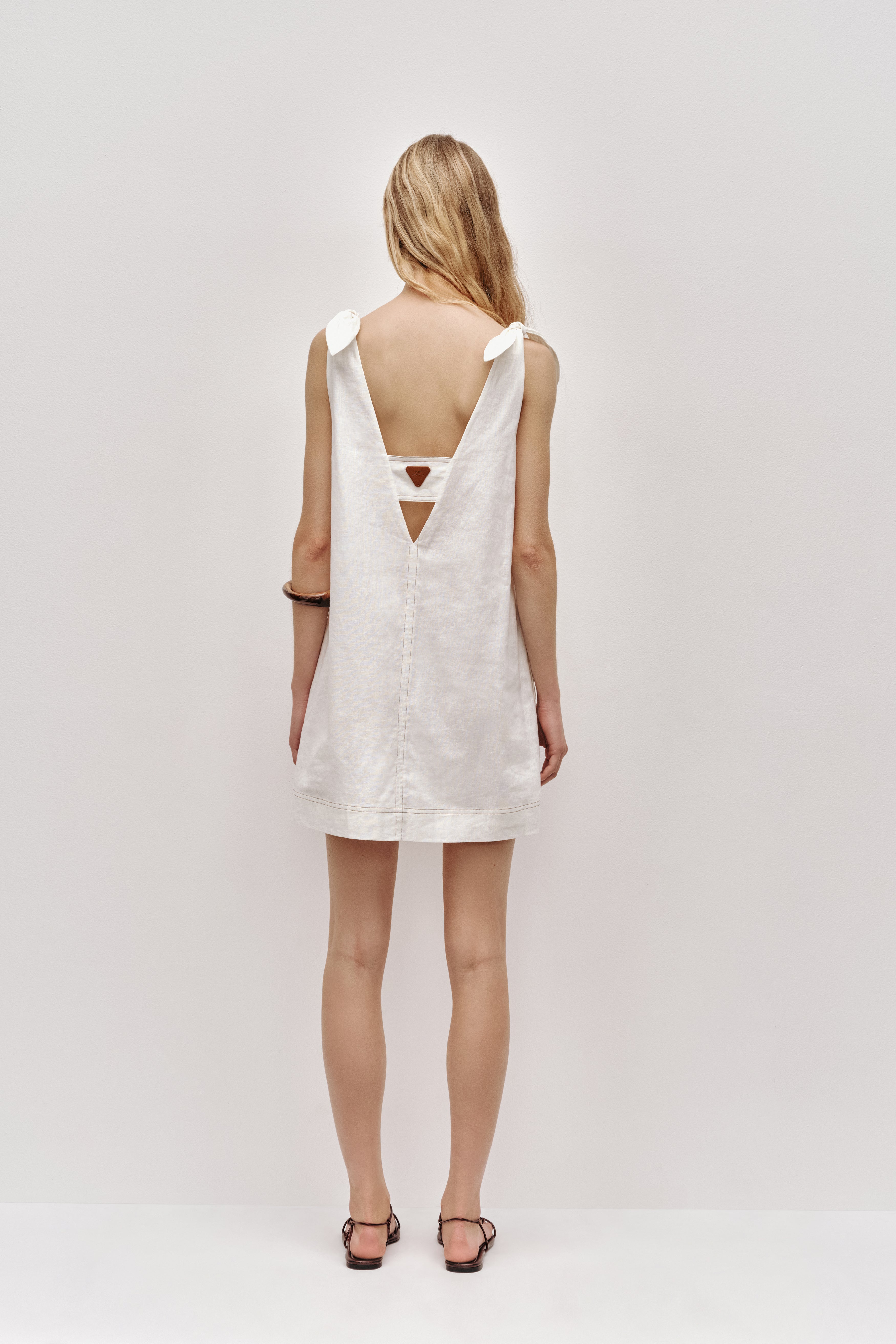 261AS5010_WHT_6_1756927903